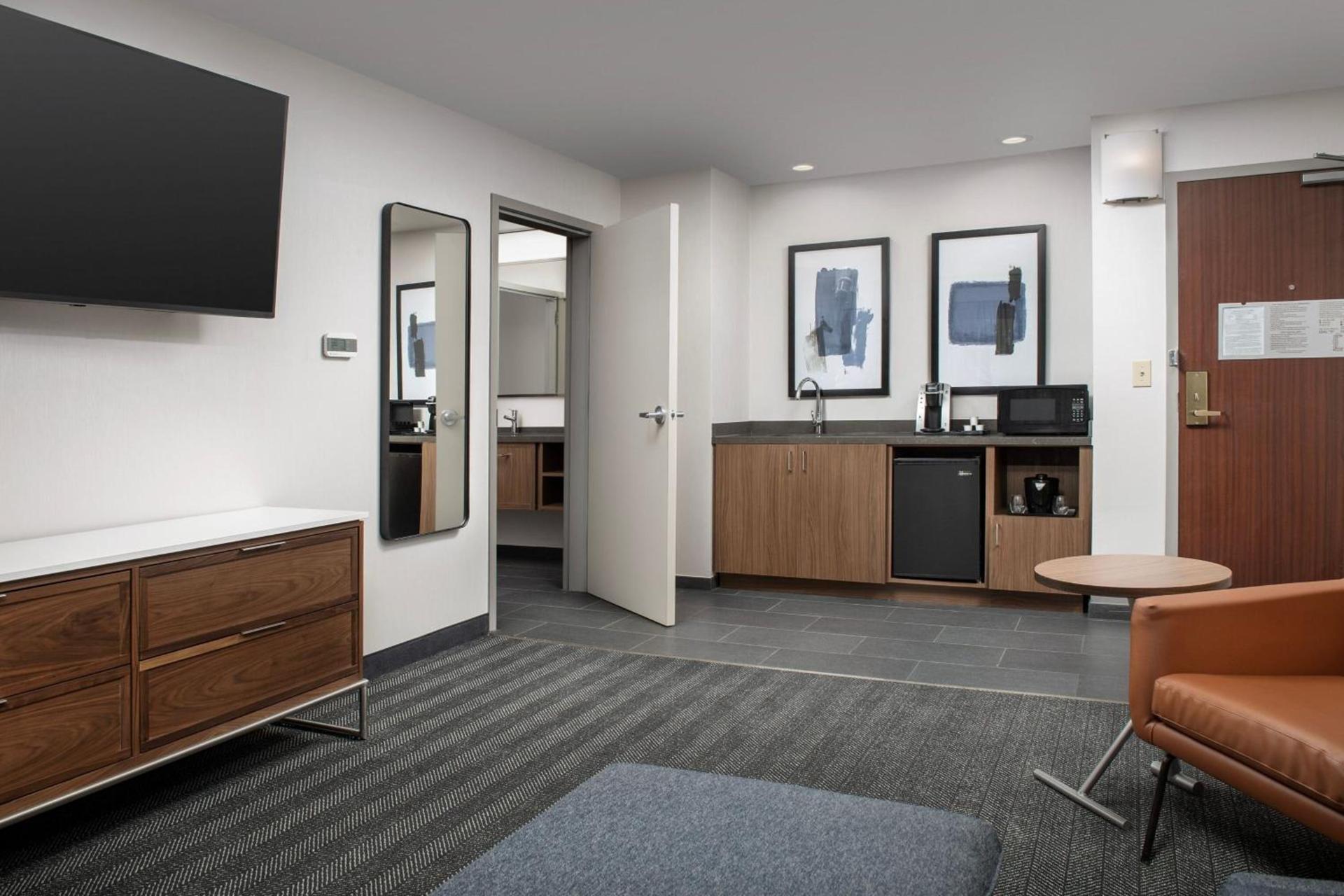 Courtyard by Marriott San Diego Carlsbad photo 43