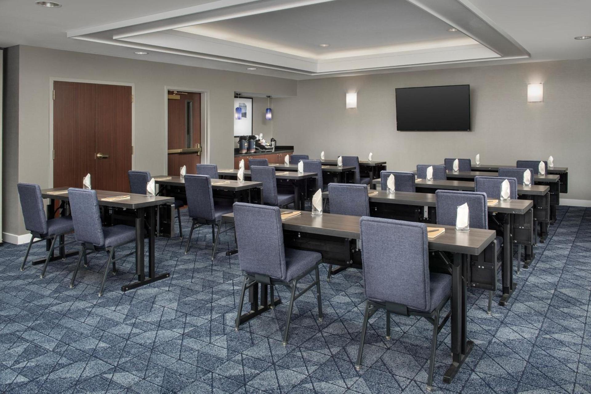 Courtyard by Marriott San Diego Carlsbad photo 67