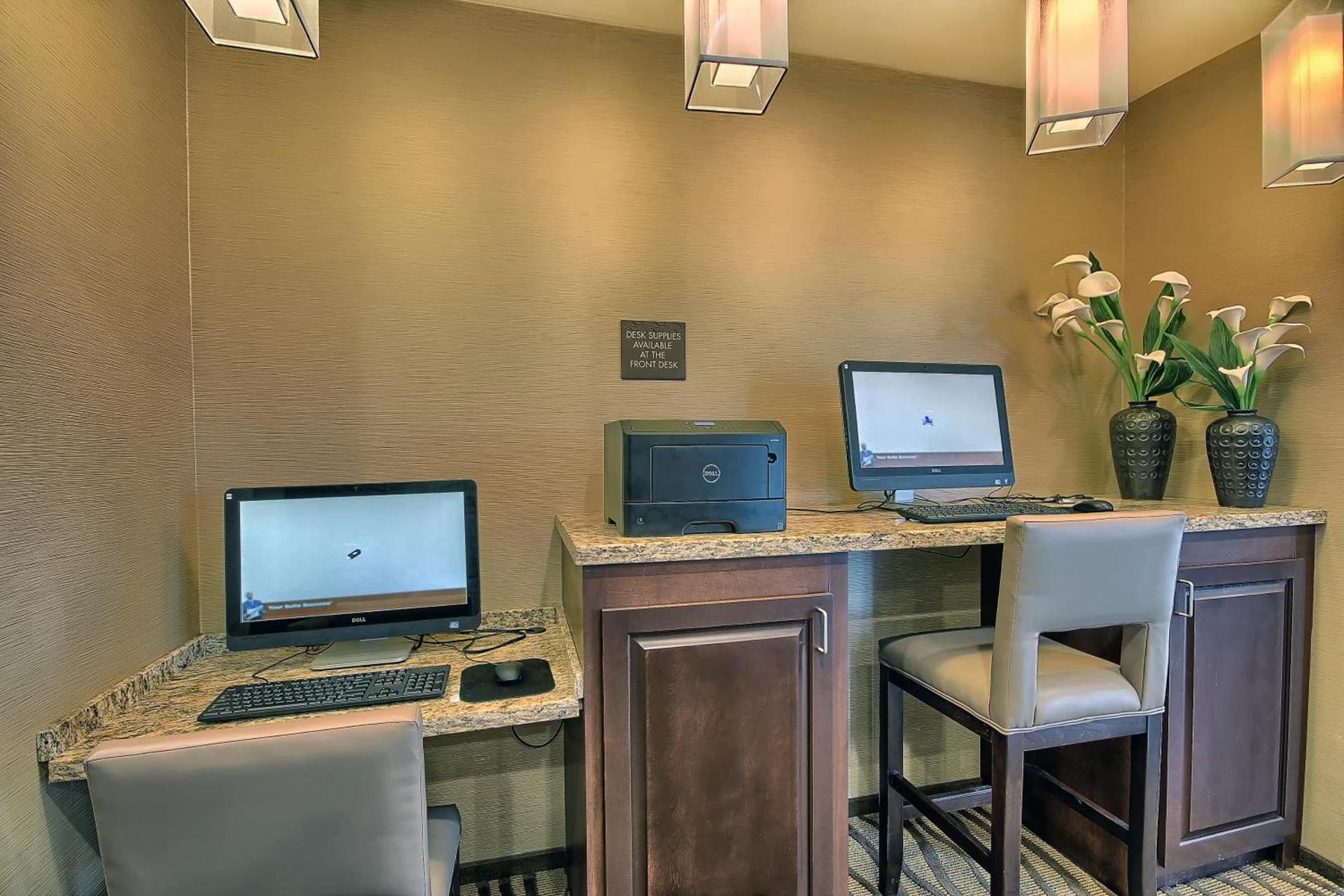 Comfort Suites Marietta-Parkersburg photo 25