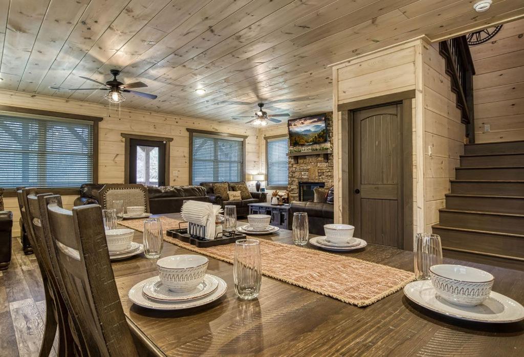 Creekside Lodge photo 9