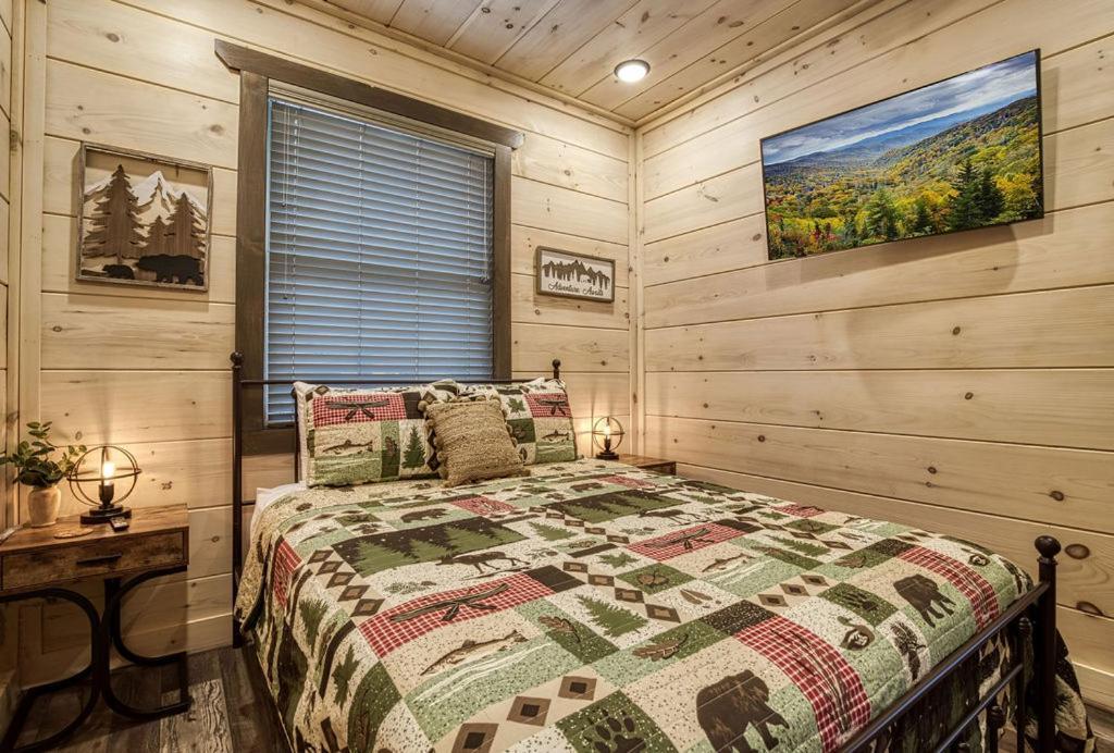 Creekside Lodge photo 13