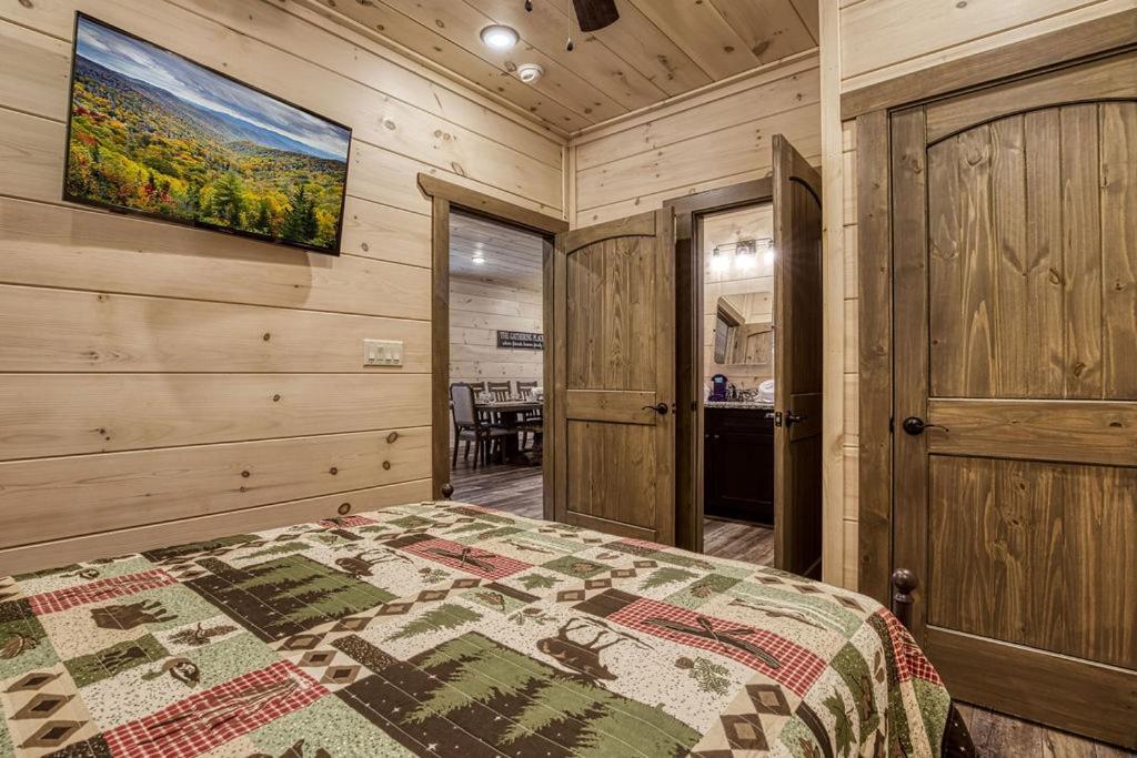 Creekside Lodge photo 14