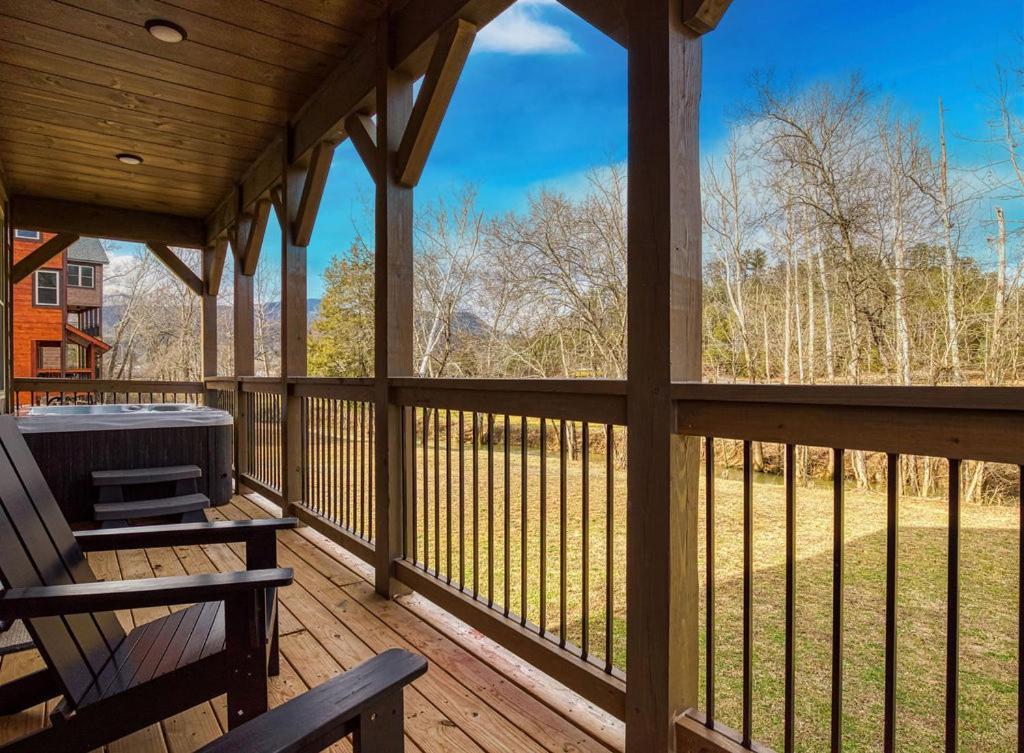 Creekside Lodge photo 16