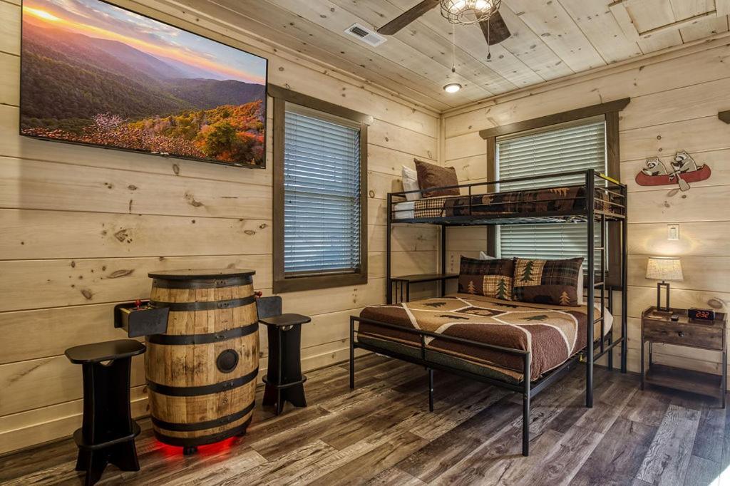 Creekside Lodge photo 28