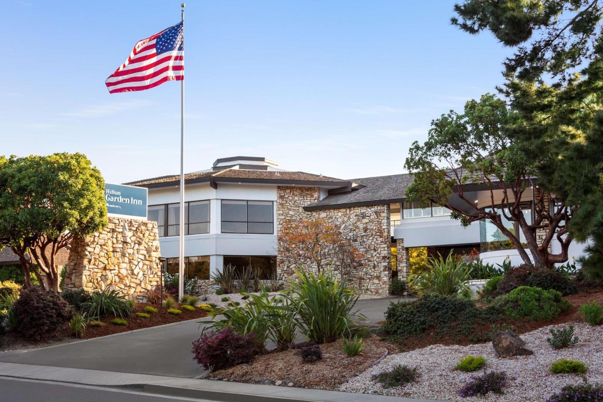 Hilton Garden Inn Monterey photo 1