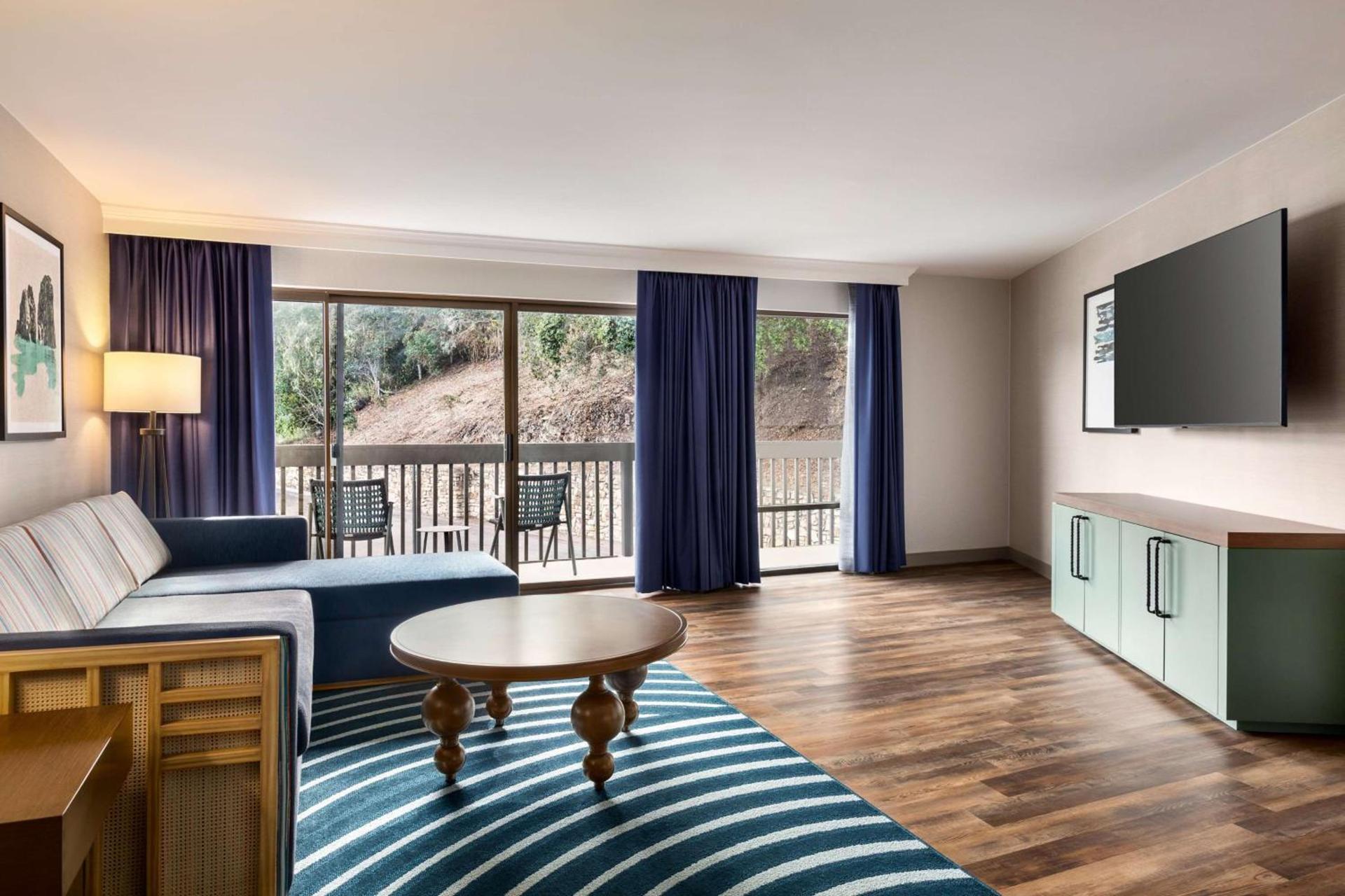 Hilton Garden Inn Monterey photo 69