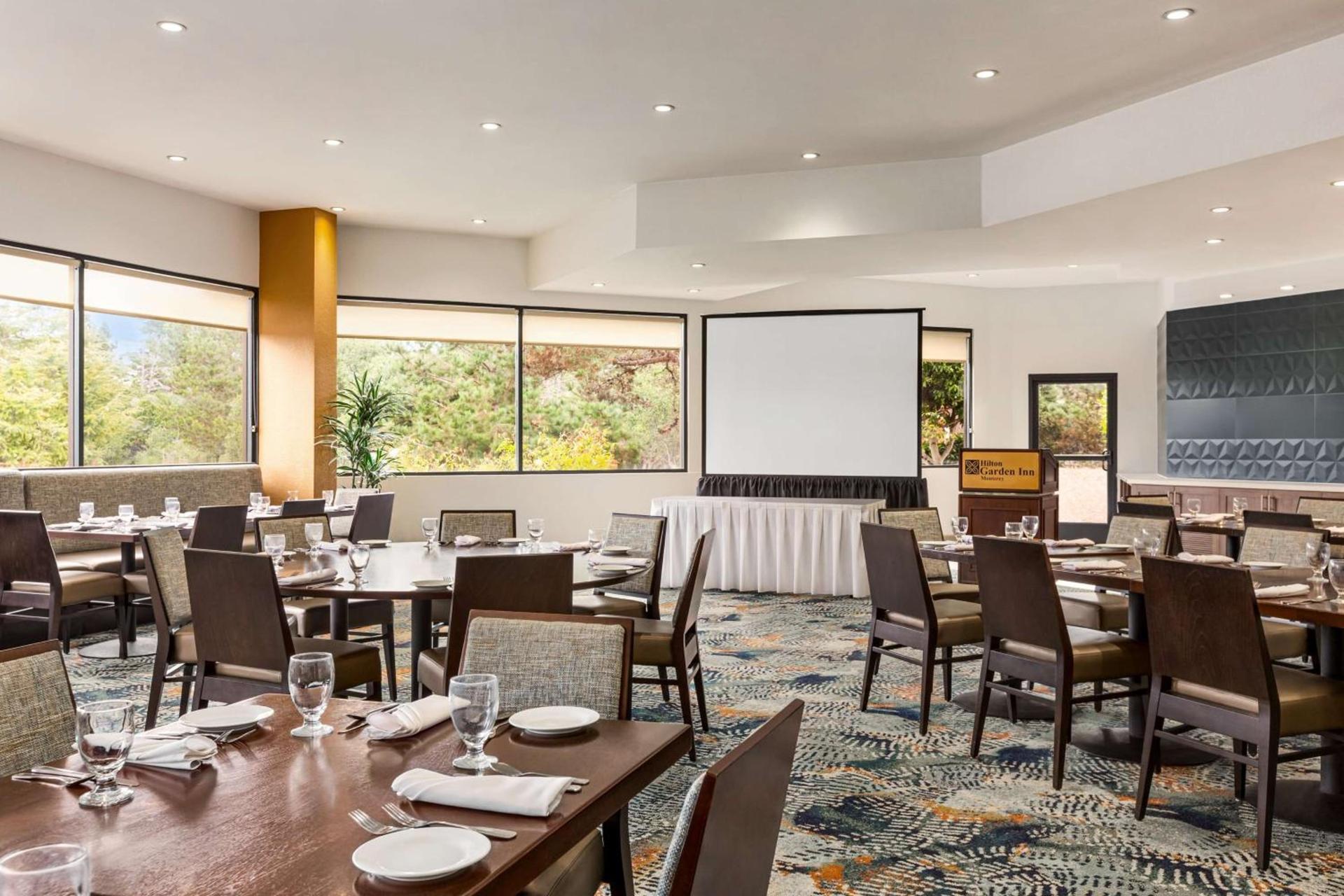 Hilton Garden Inn Monterey photo 80