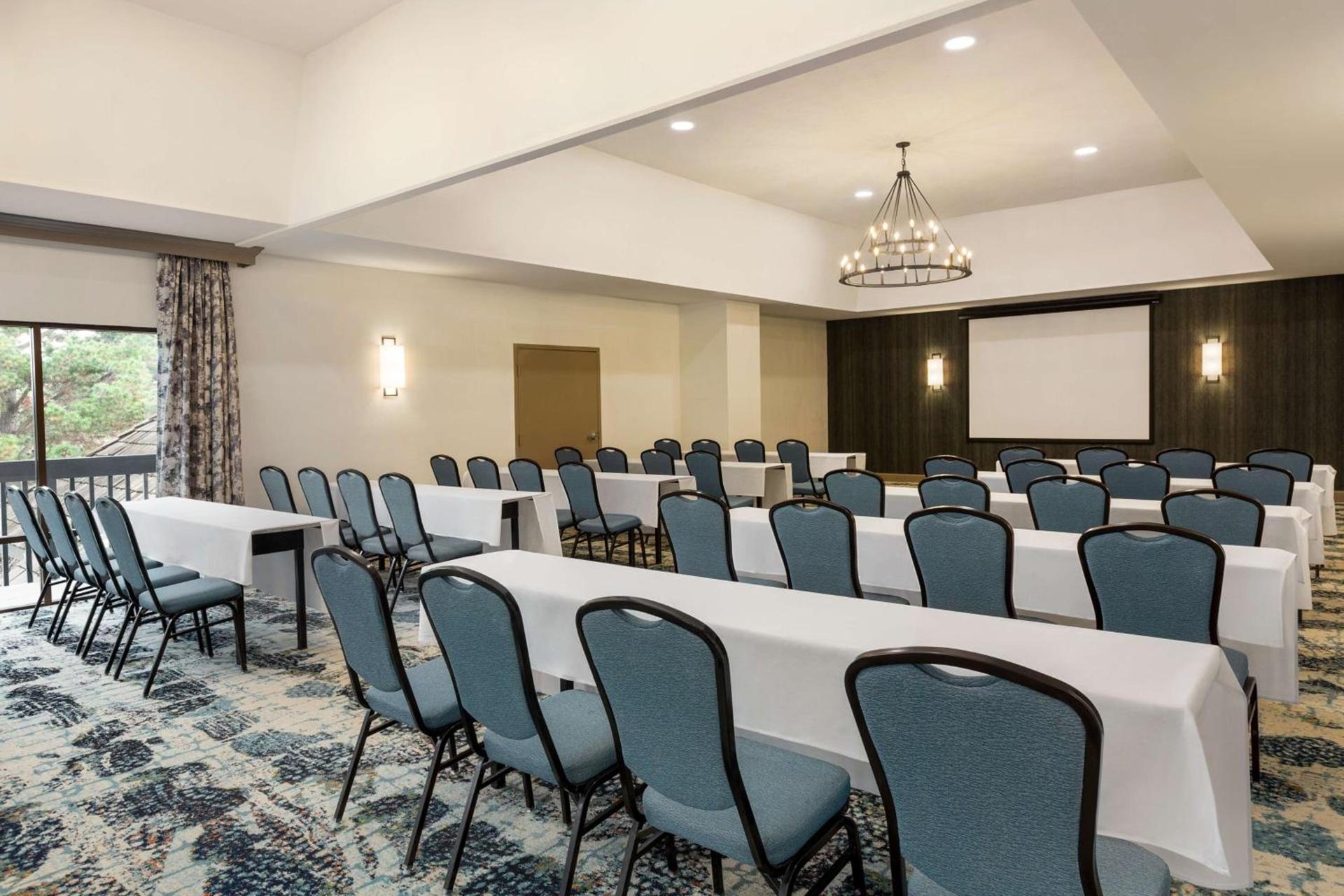 Hilton Garden Inn Monterey photo 83