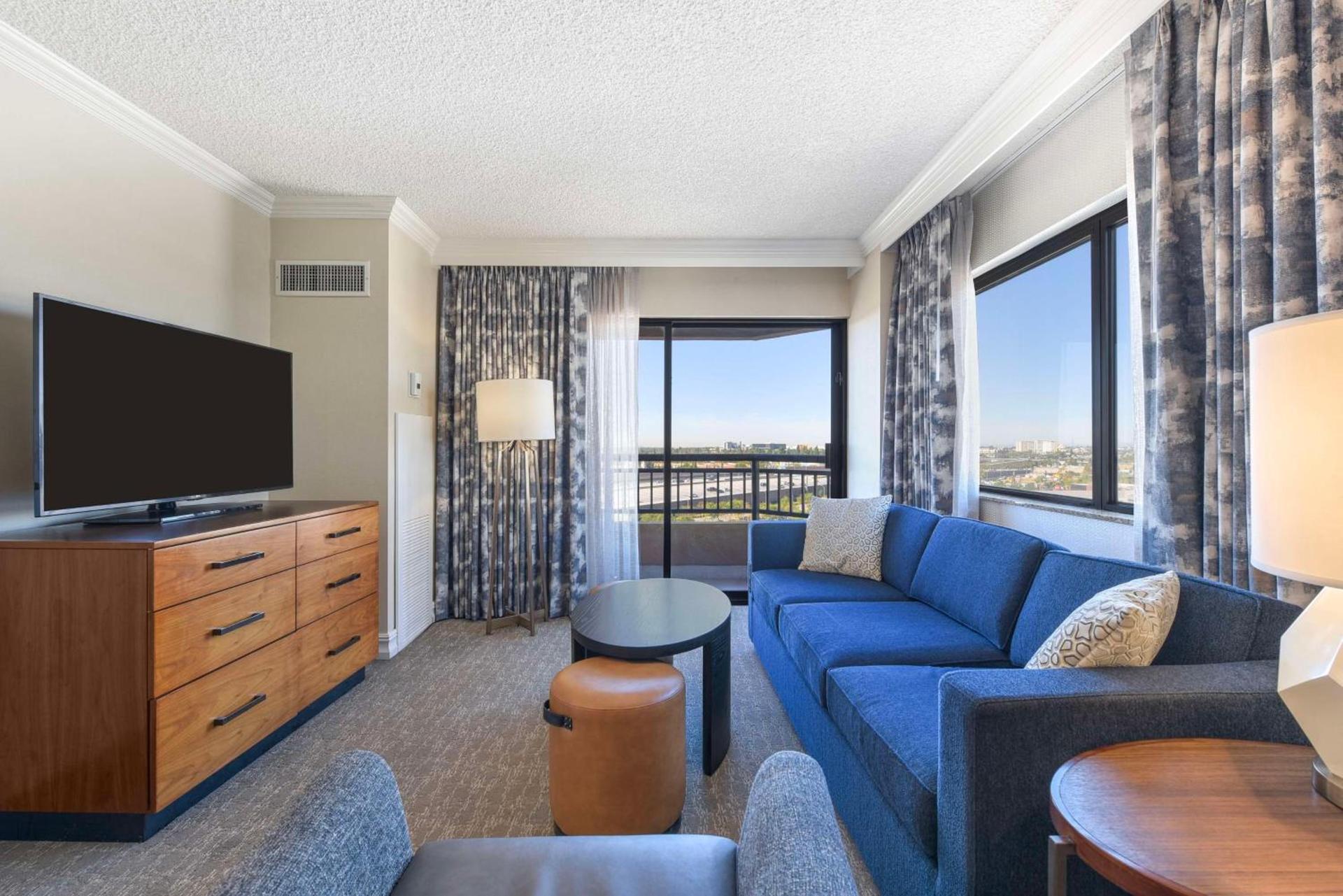 Embassy Suites by Hilton Anaheim-Orange photo 34