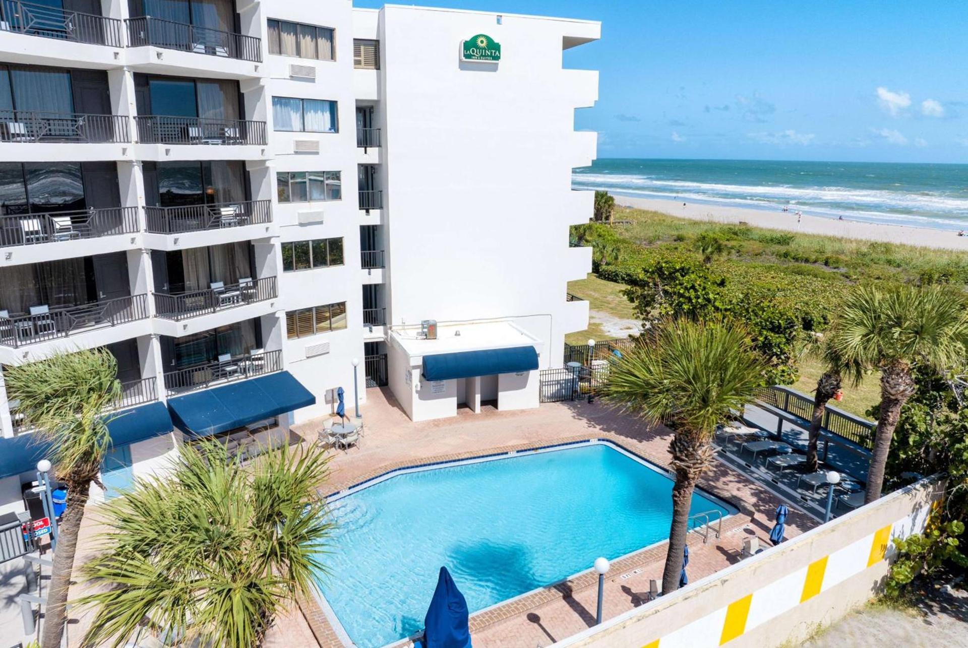 La Quinta by Wyndham Cocoa Beach Oceanfront photo 10
