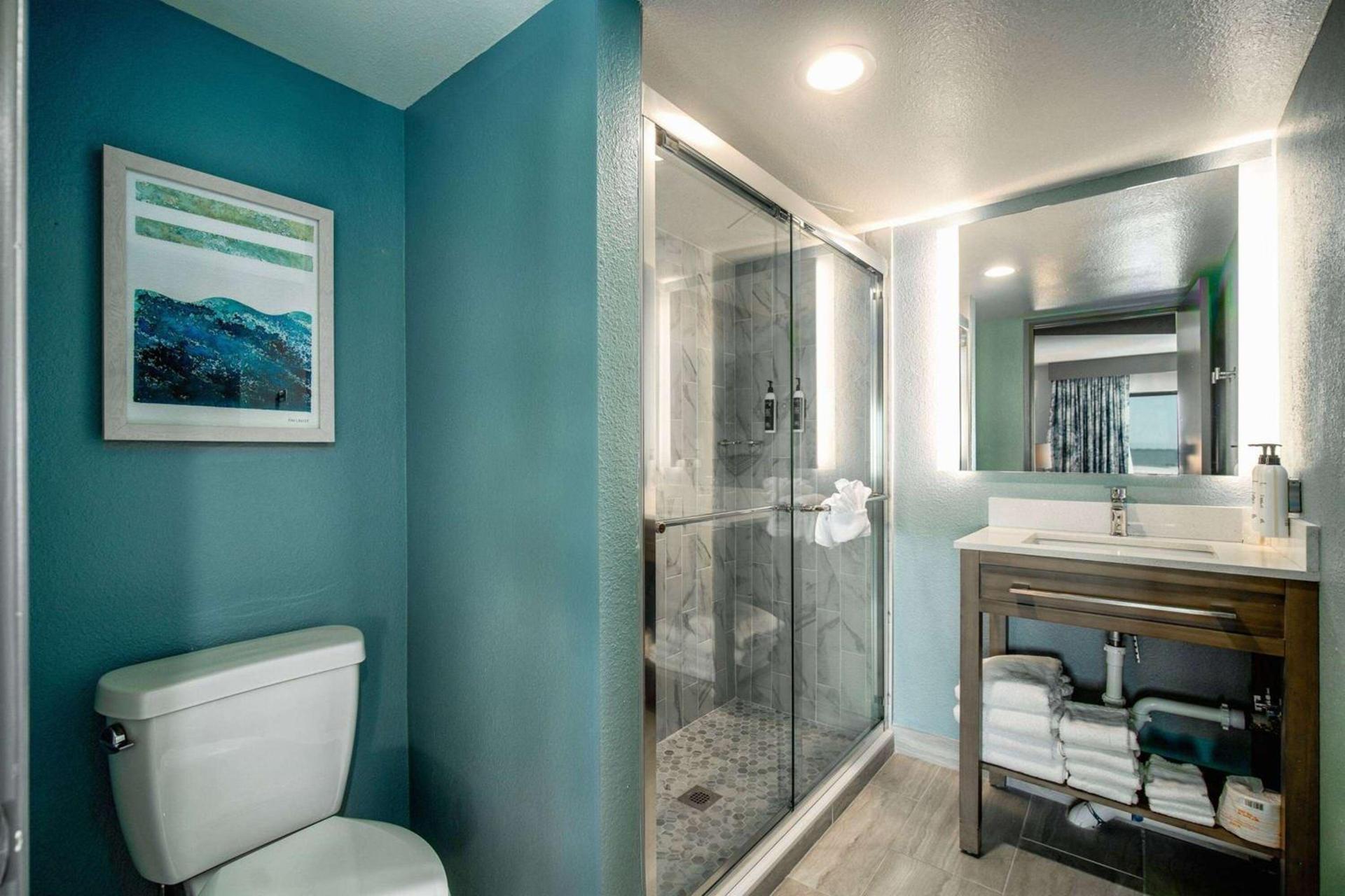 La Quinta by Wyndham Cocoa Beach Oceanfront photo 25