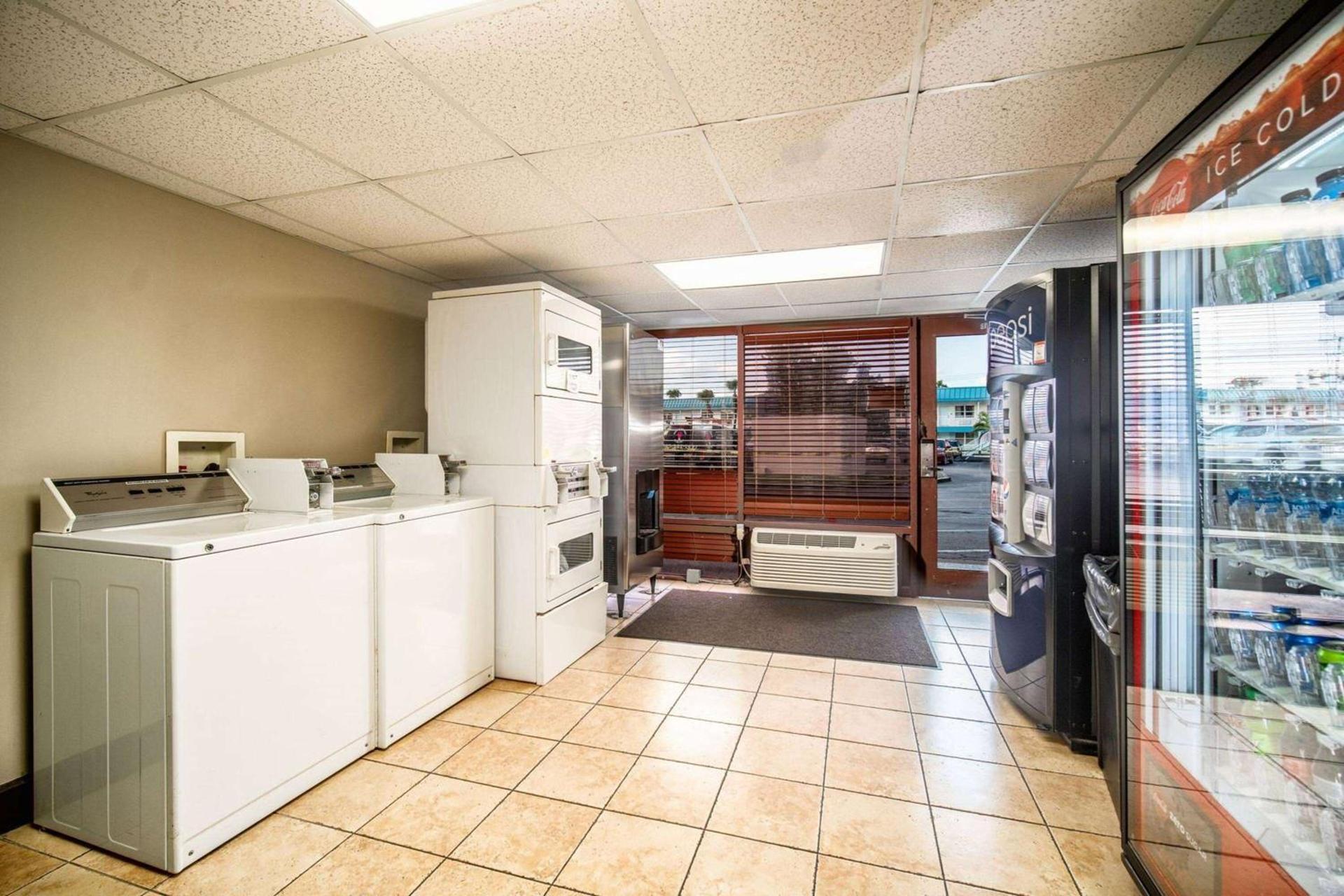 La Quinta by Wyndham Cocoa Beach Oceanfront photo 35