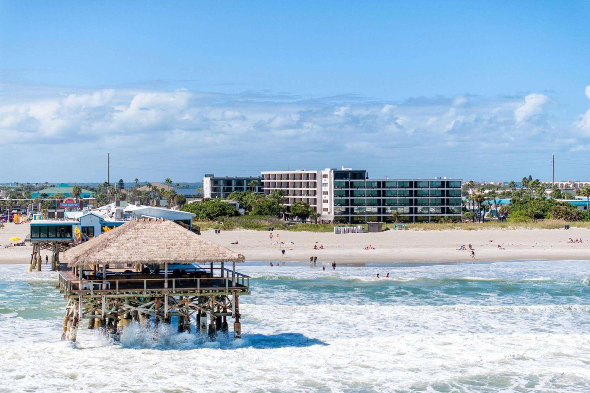 La Quinta by Wyndham Cocoa Beach Oceanfront photo 36