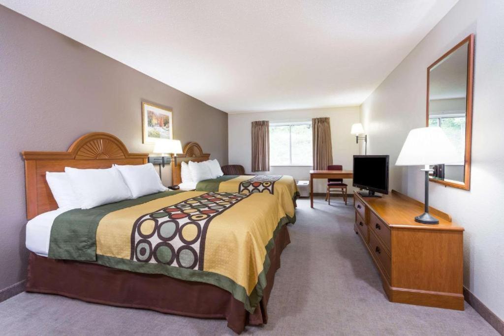 Quality Inn Huntington University Area photo 10