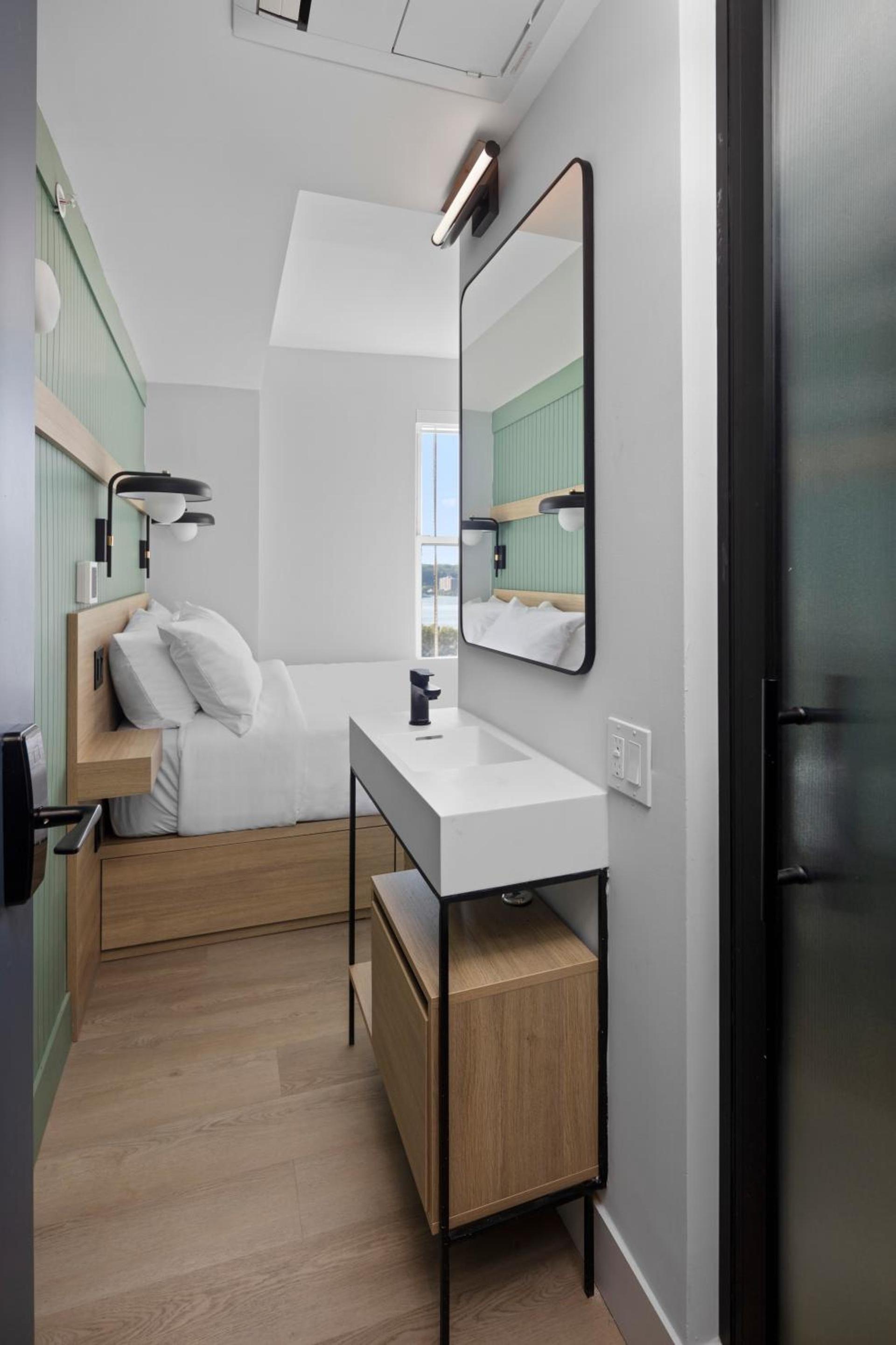 Riverside Tower Hotel photo 20