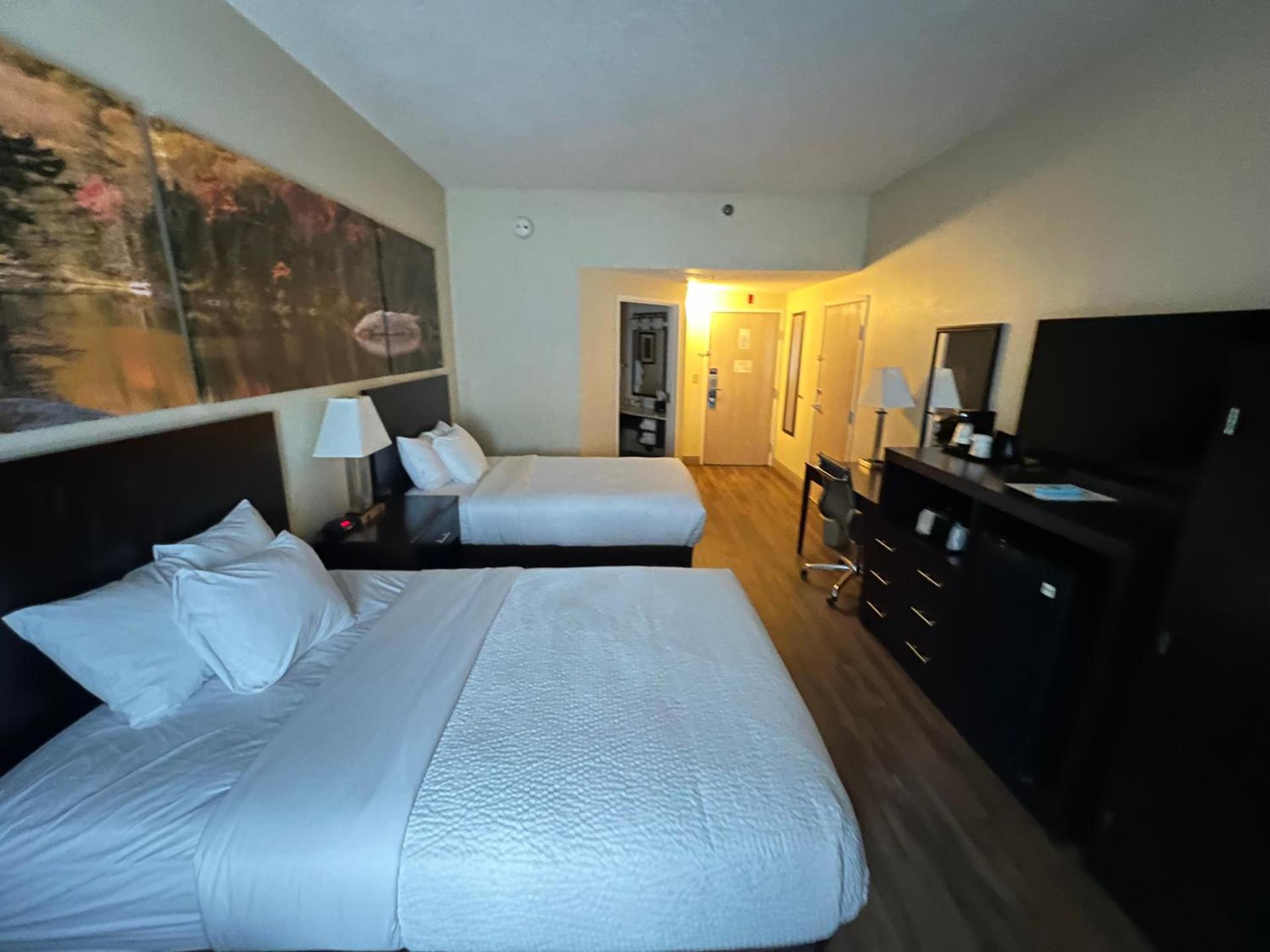 Days Inn by Wyndham Penn State photo 9