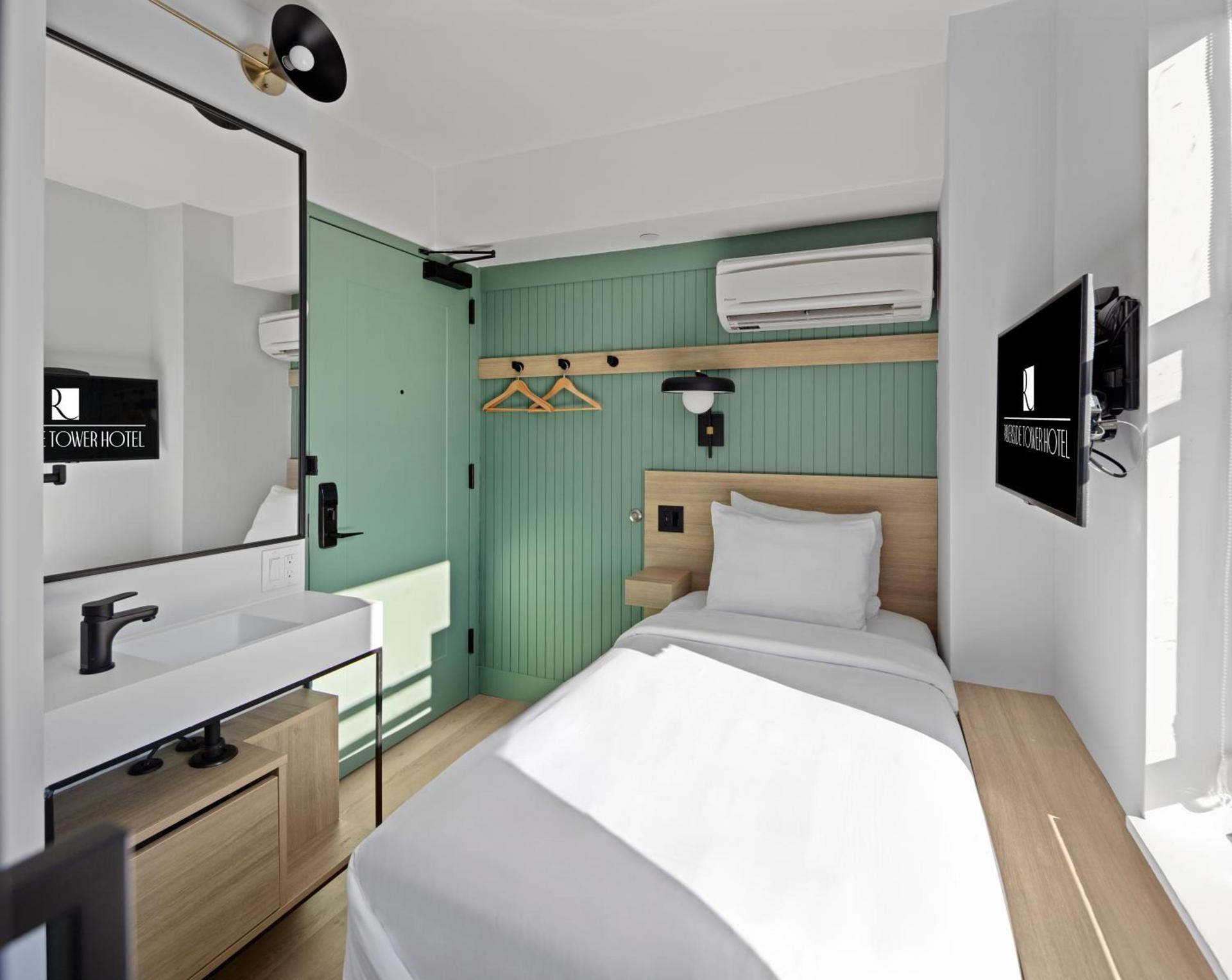 Riverside Tower Hotel photo 35