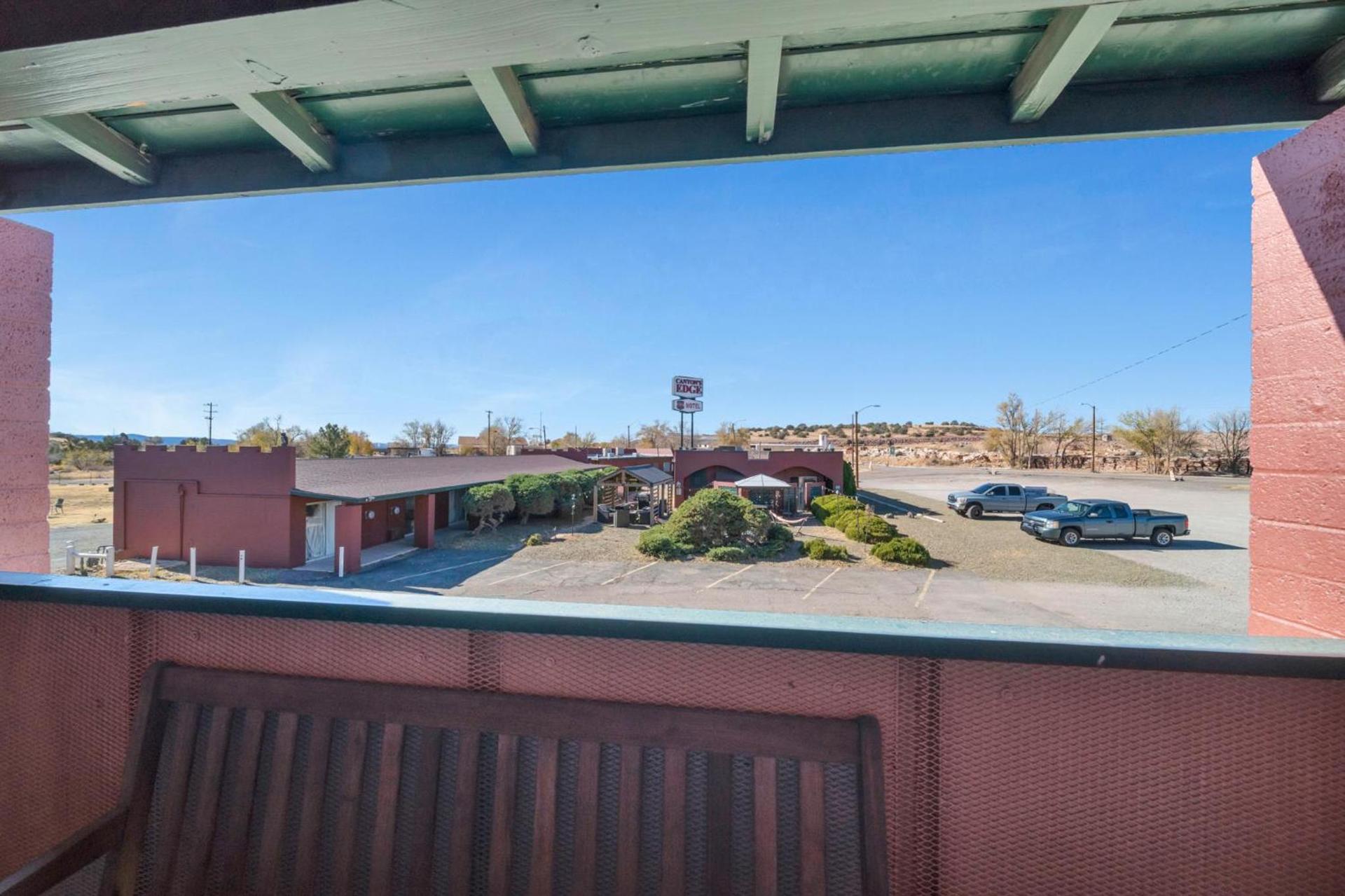 Canyon's Edge Route 66 Motel photo 5