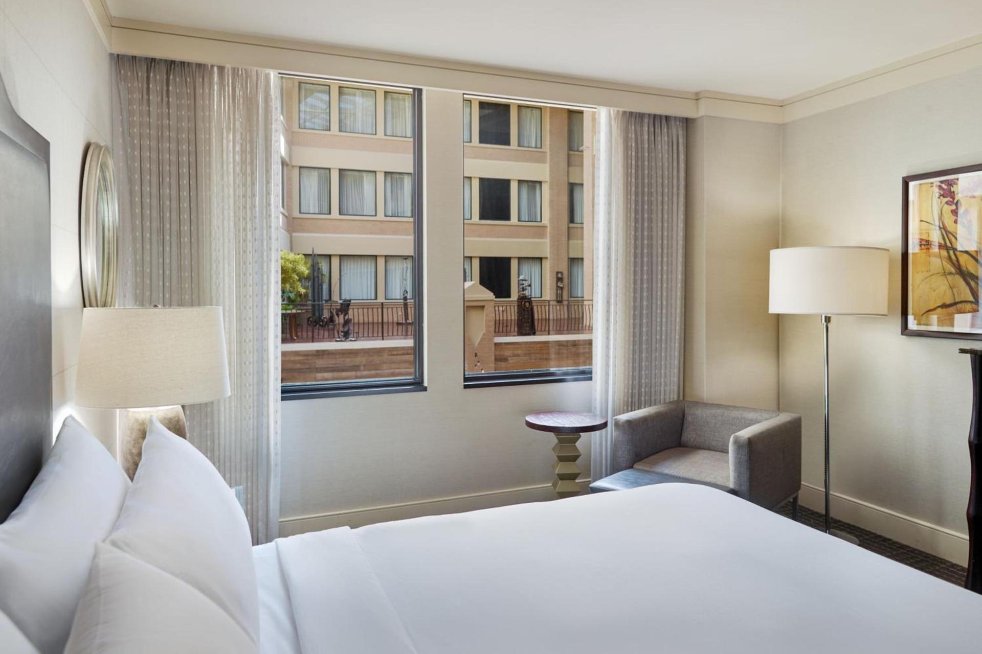 Renaissance New Orleans Arts Warehouse District Hotel photo 10