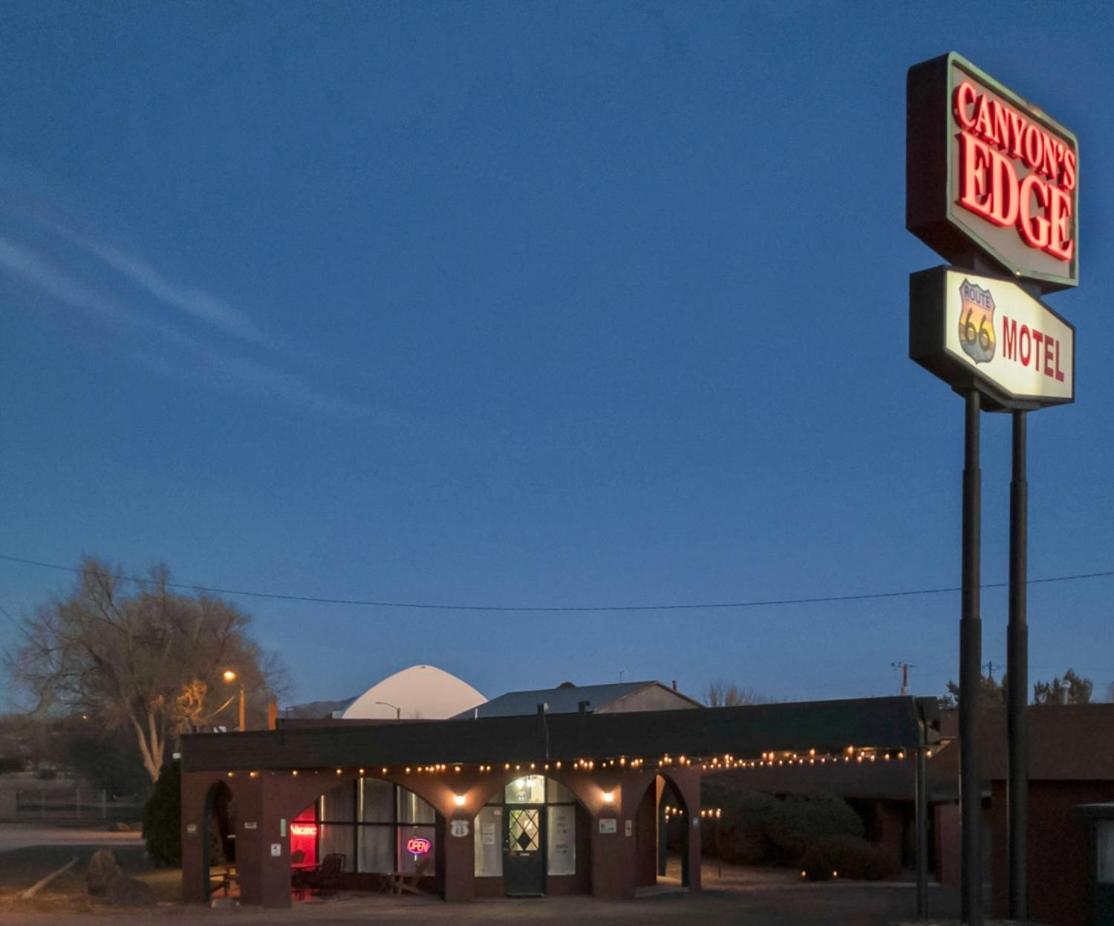 Canyon's Edge Route 66 Motel photo 74