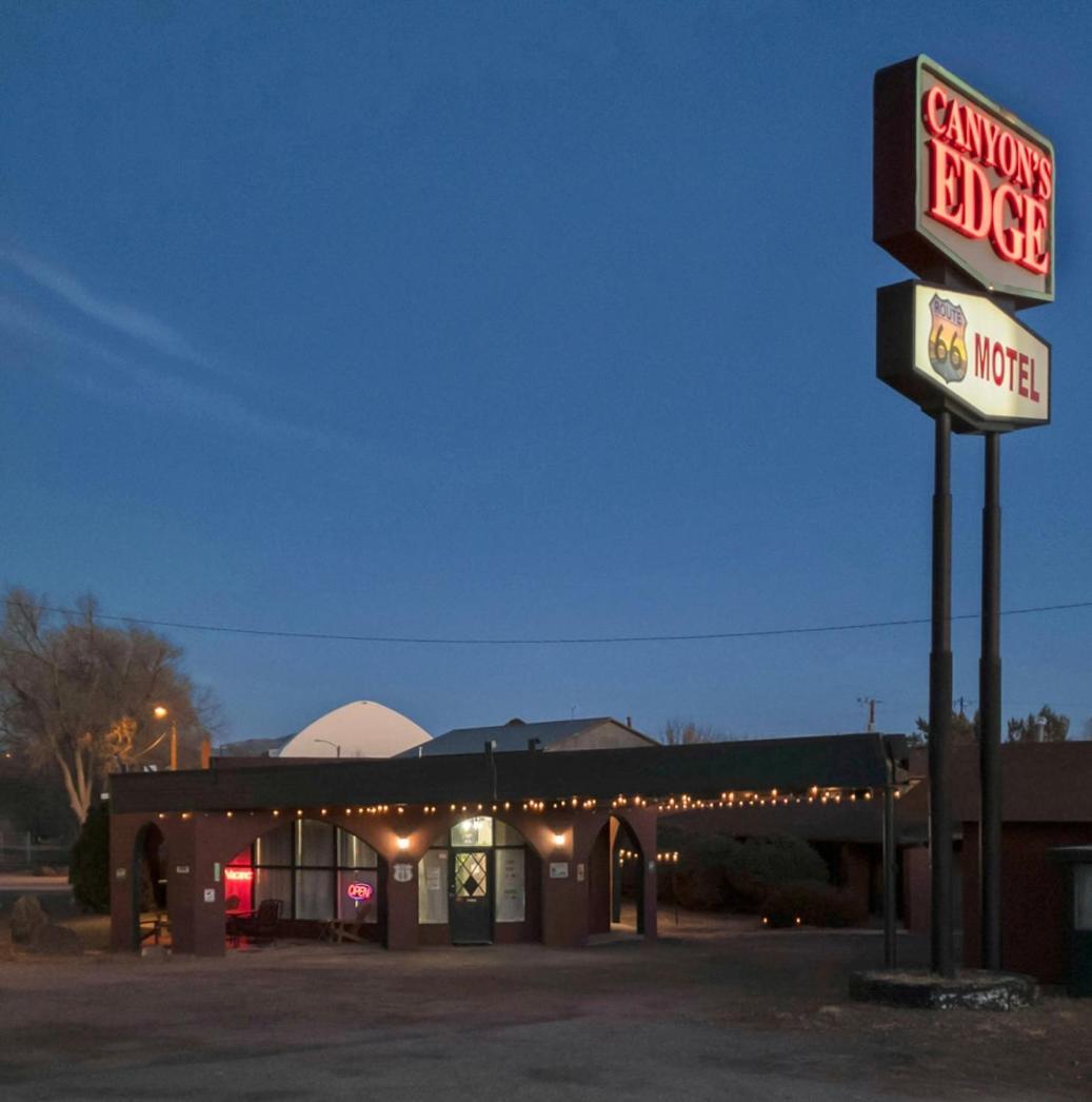Canyon's Edge Route 66 Motel photo 71