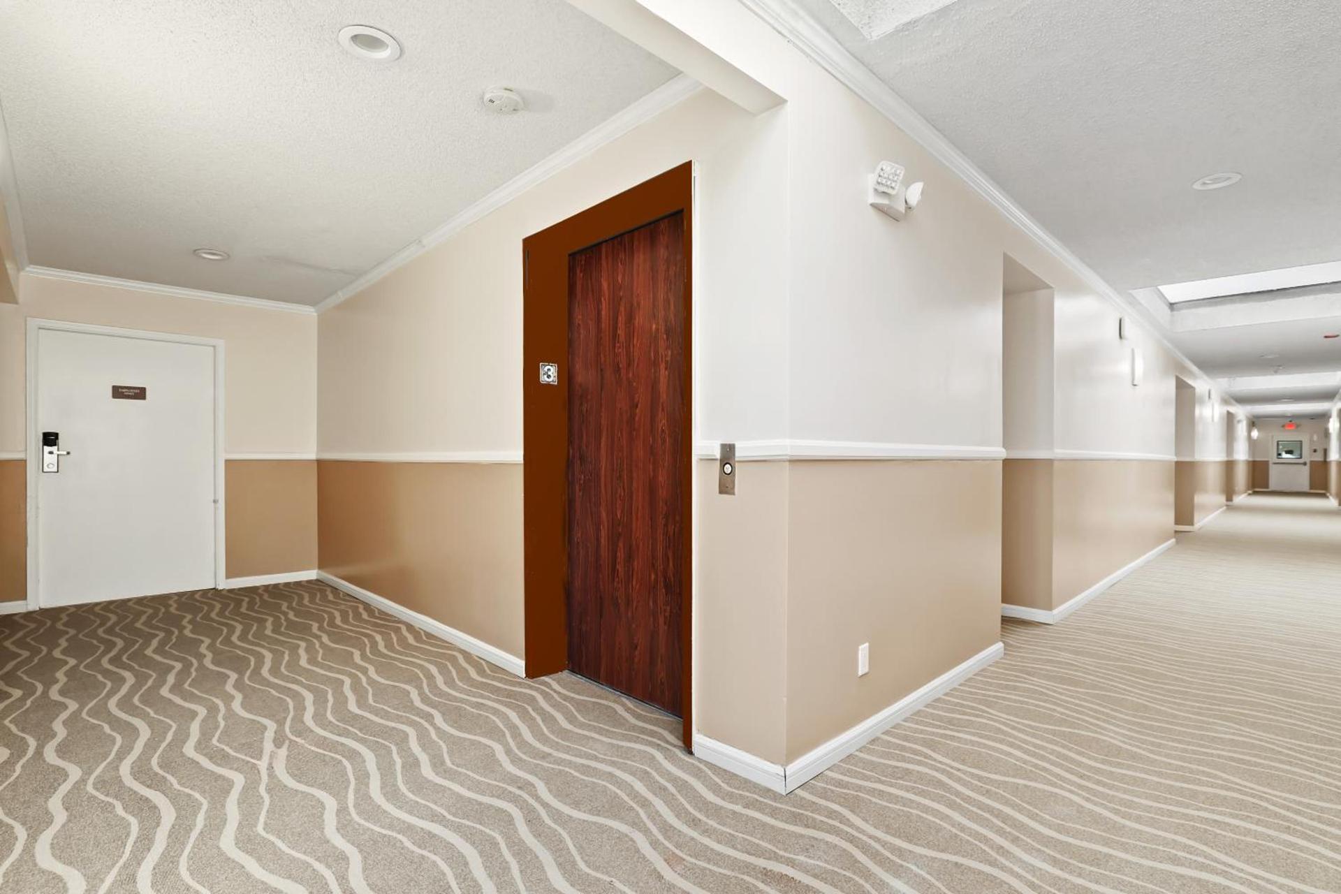Brookhurst Plaza Inn photo 37