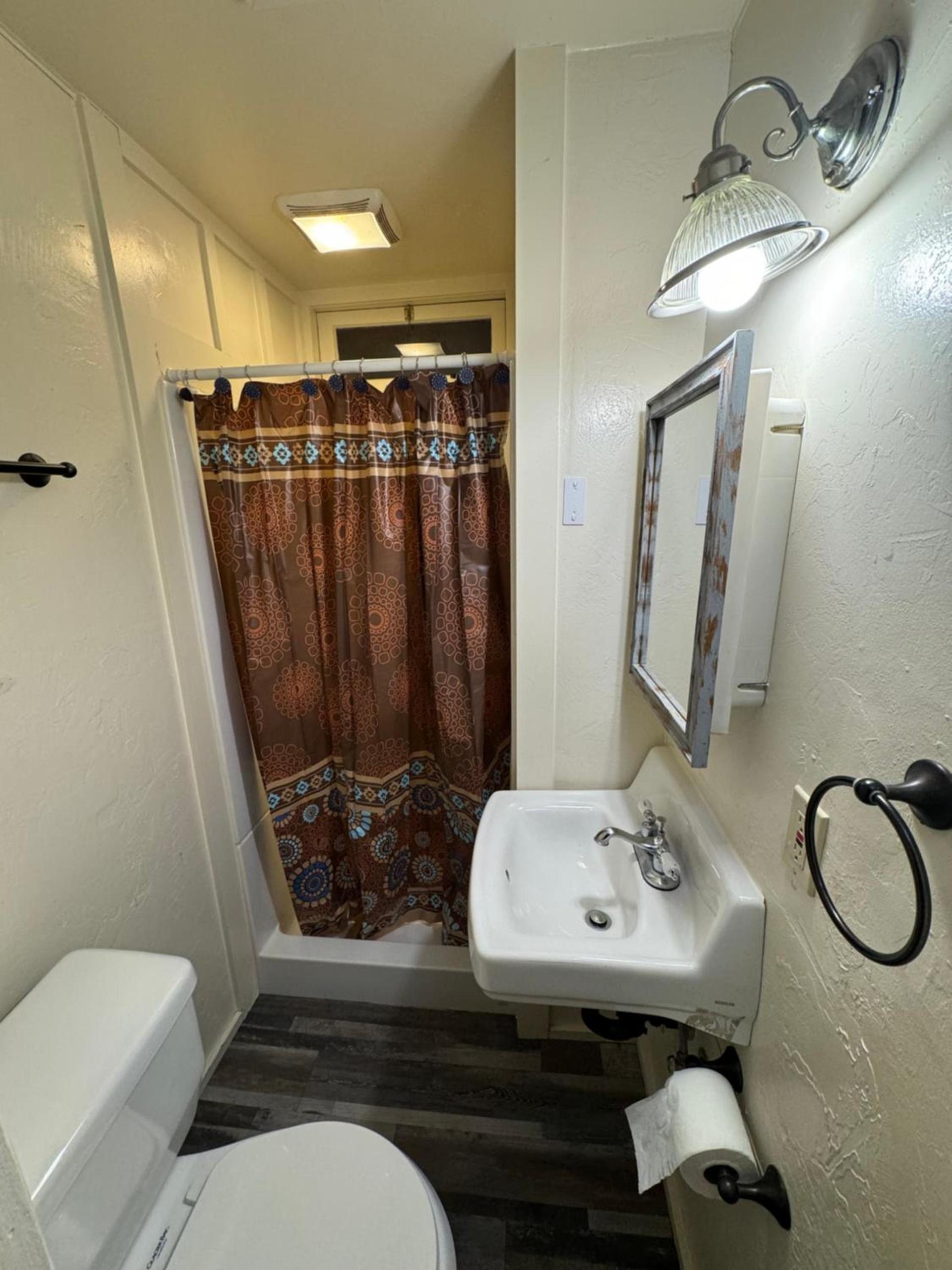 Crest Lodge Historic Mountain Inn photo 31