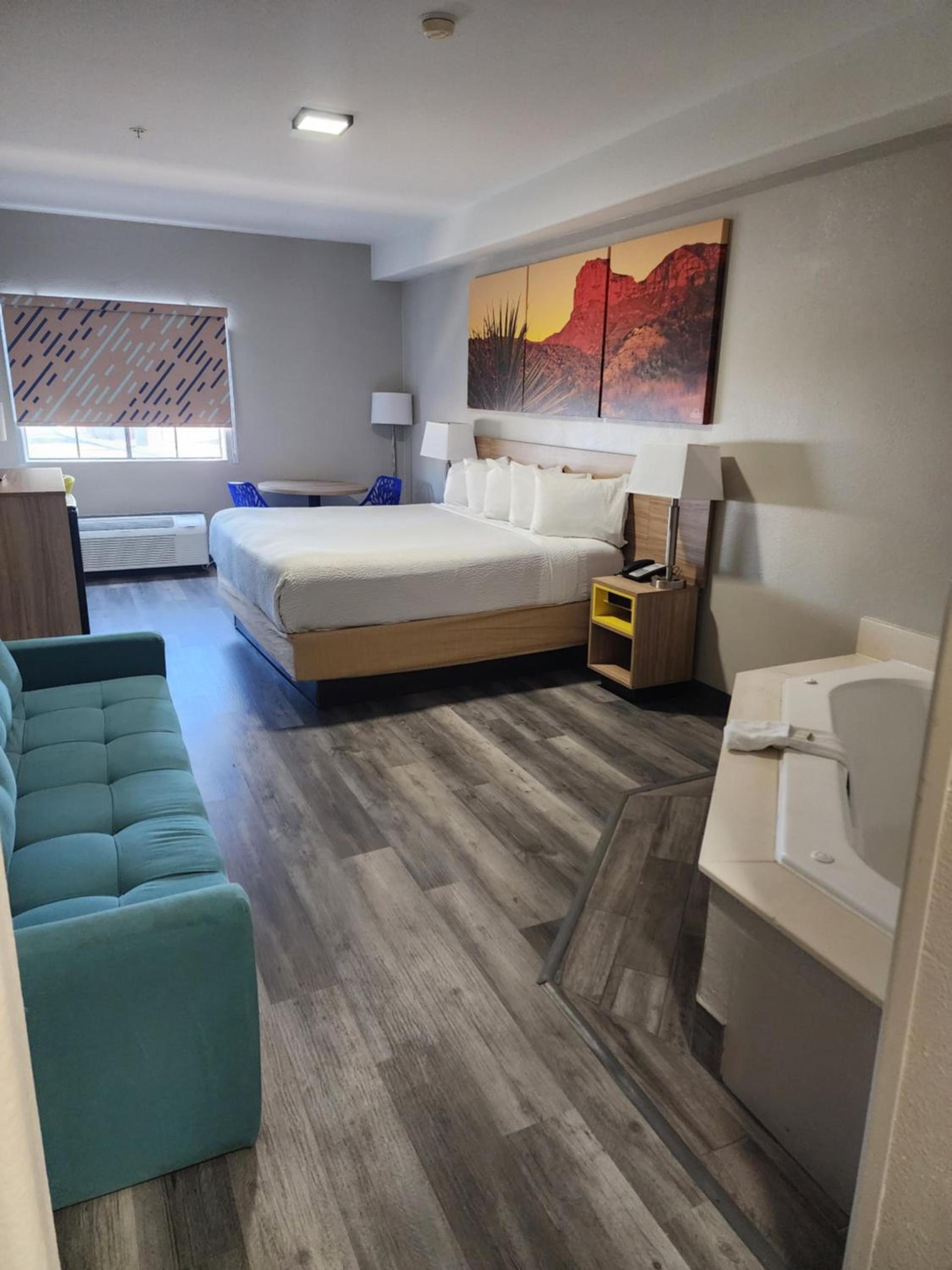 Days Inn & Suites by Wyndham Tucson/Marana photo 66