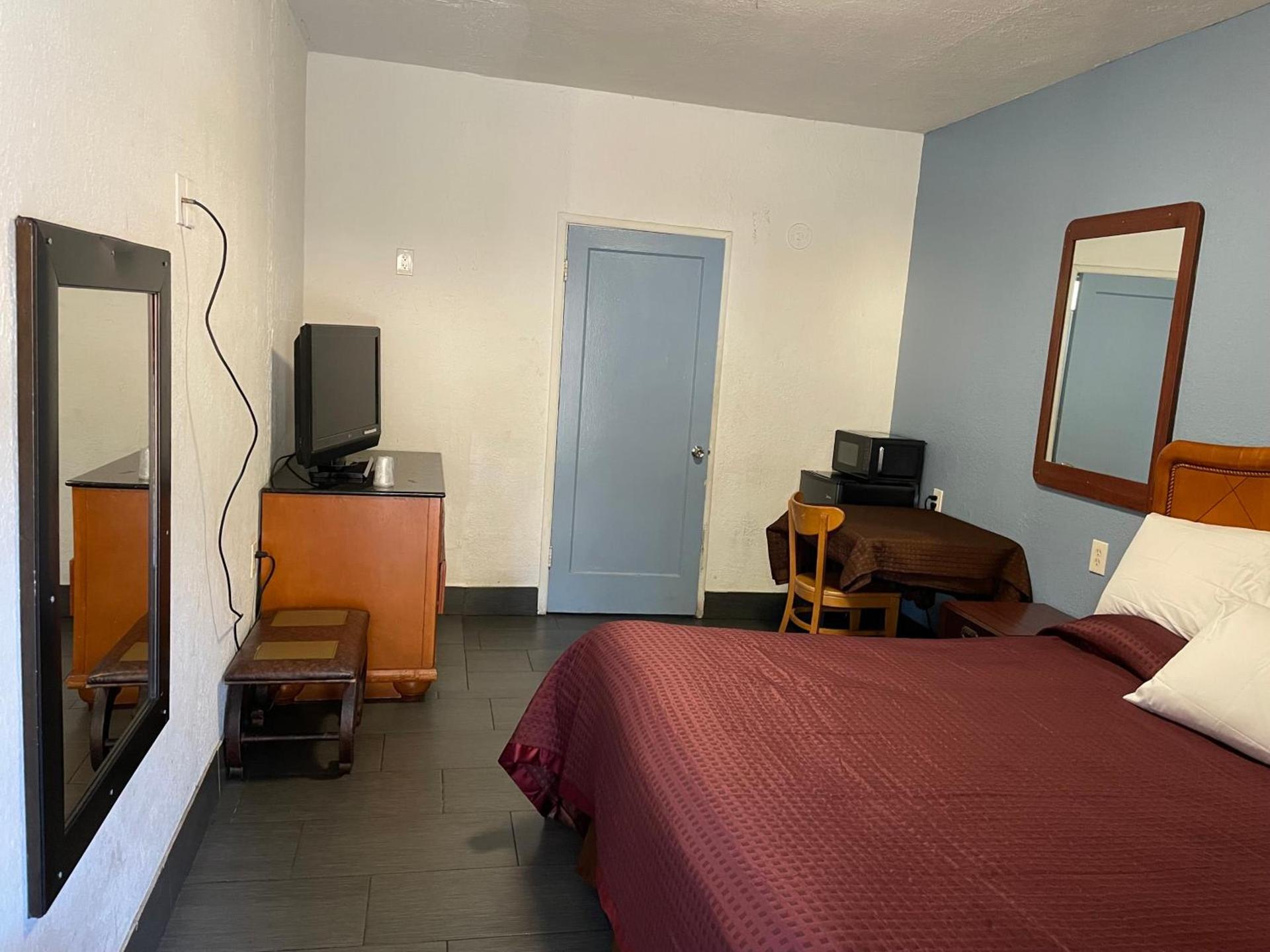 Laurel Inn photo 20