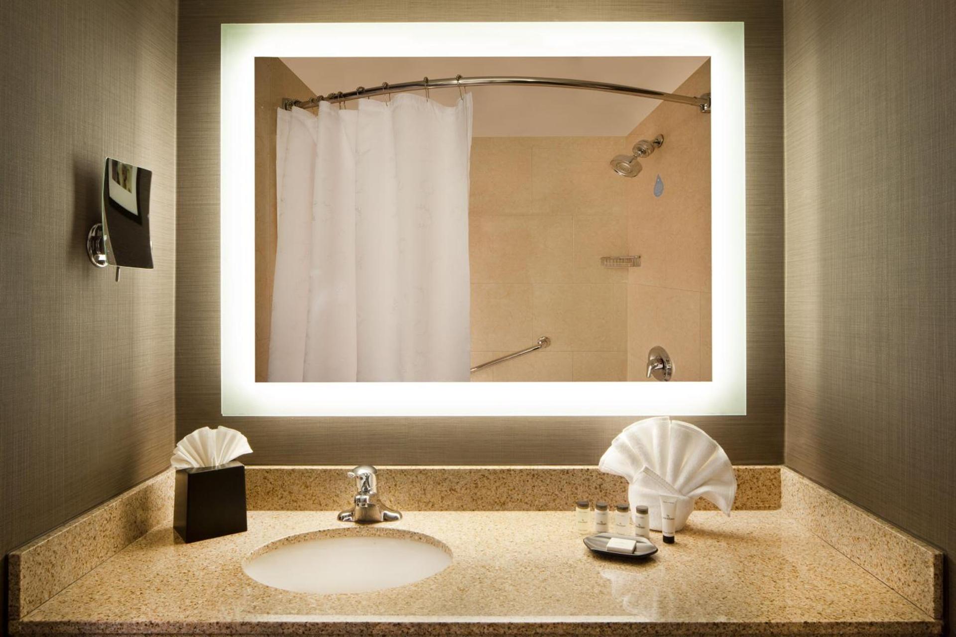 Sheraton Bucks County Langhorne photo 22