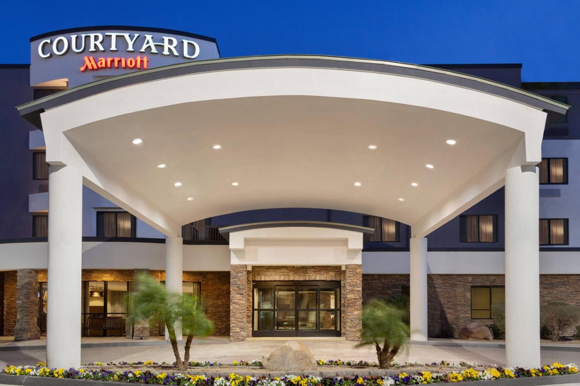 Courtyard By Marriott Las Vegas Stadium Area photo 2