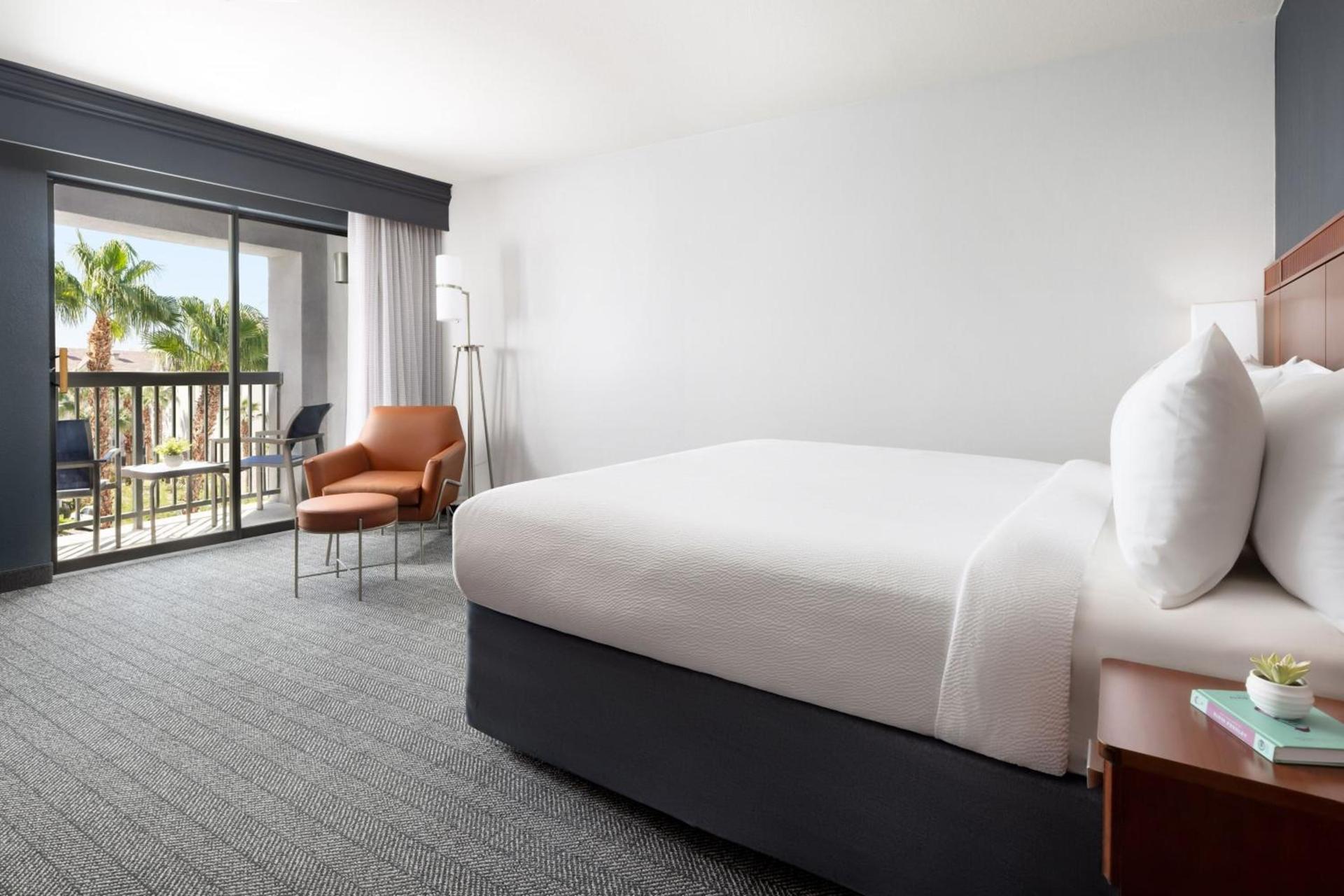 Courtyard By Marriott Las Vegas Stadium Area photo 11
