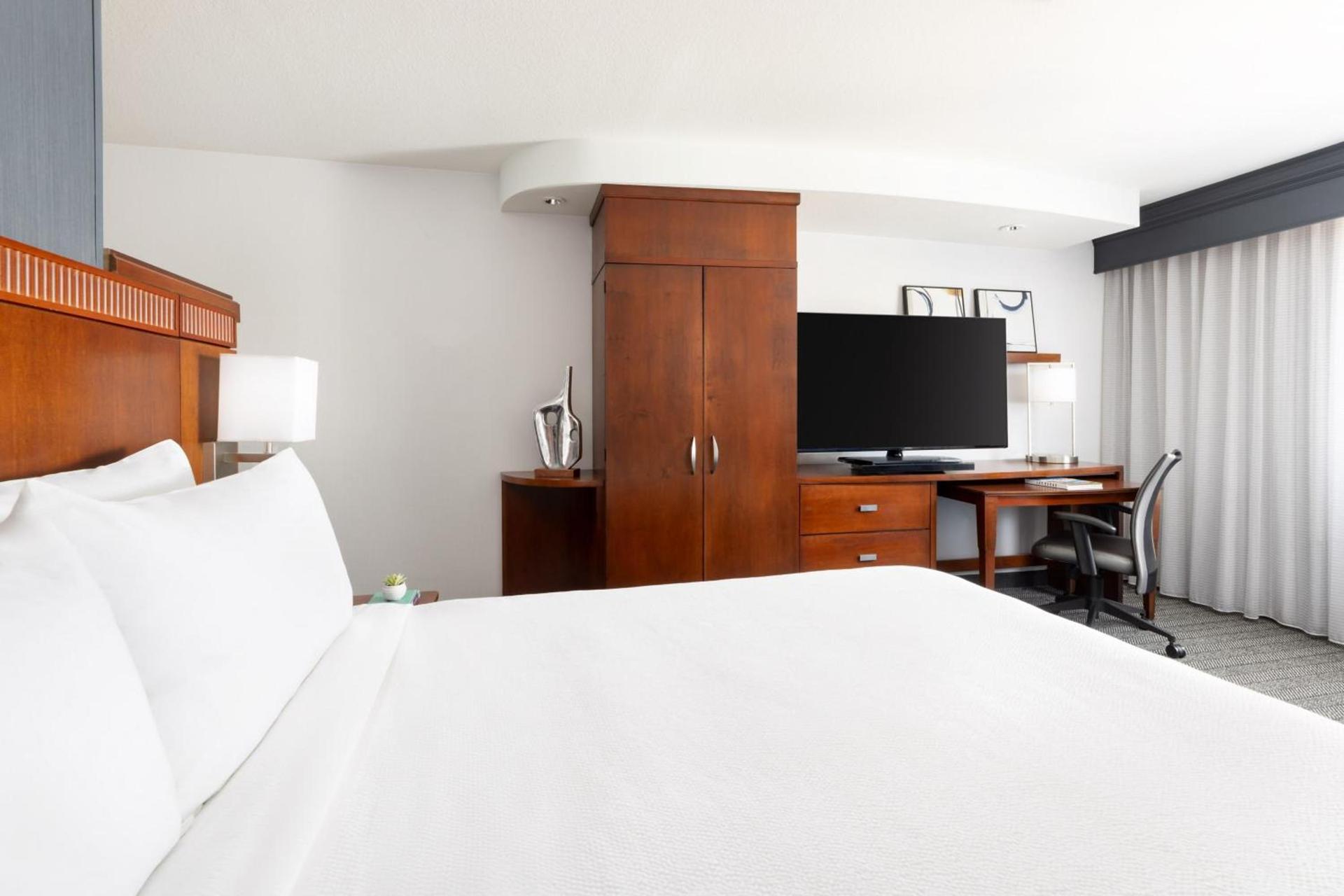Courtyard By Marriott Las Vegas Stadium Area photo 10