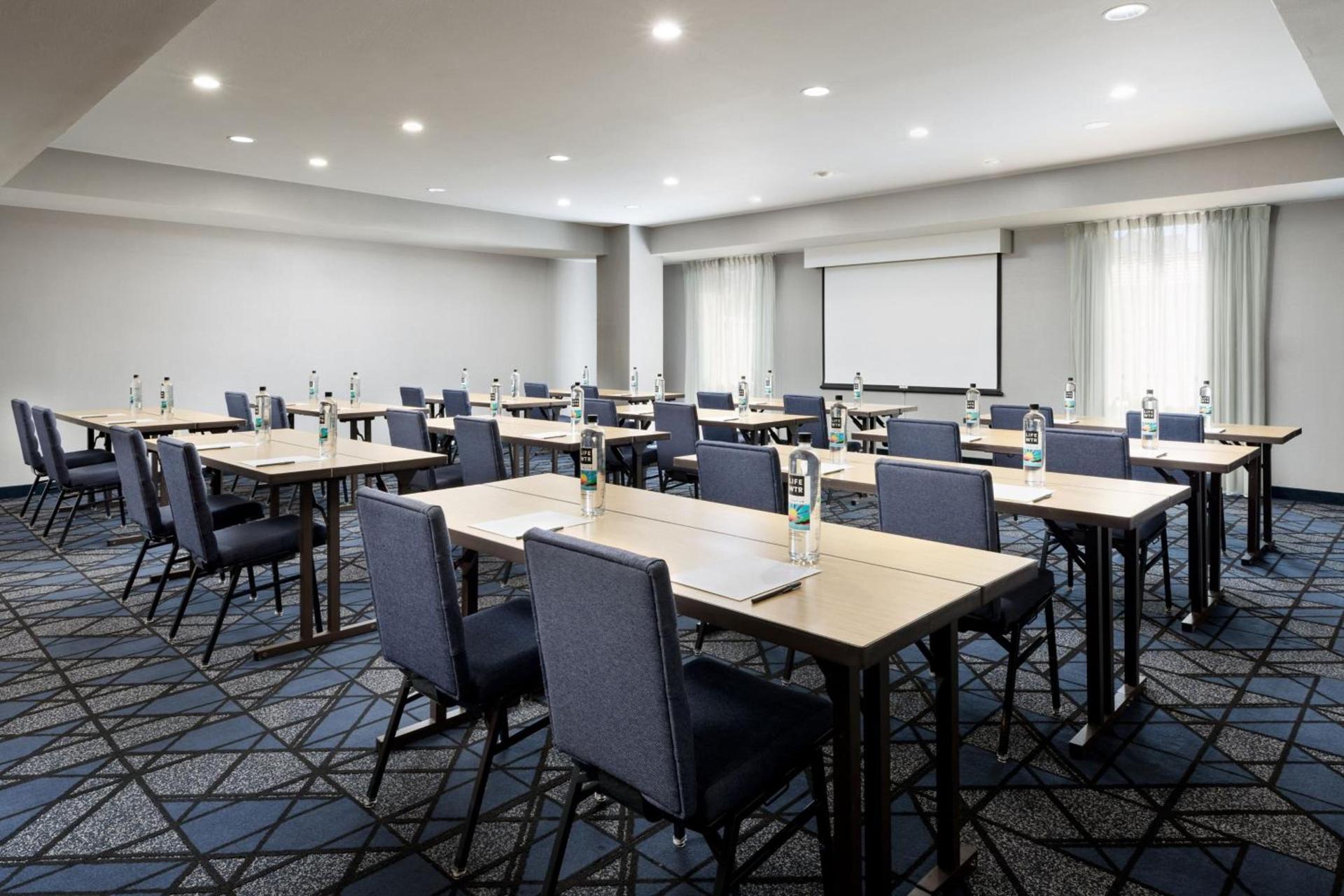 Courtyard By Marriott Las Vegas Stadium Area photo 44