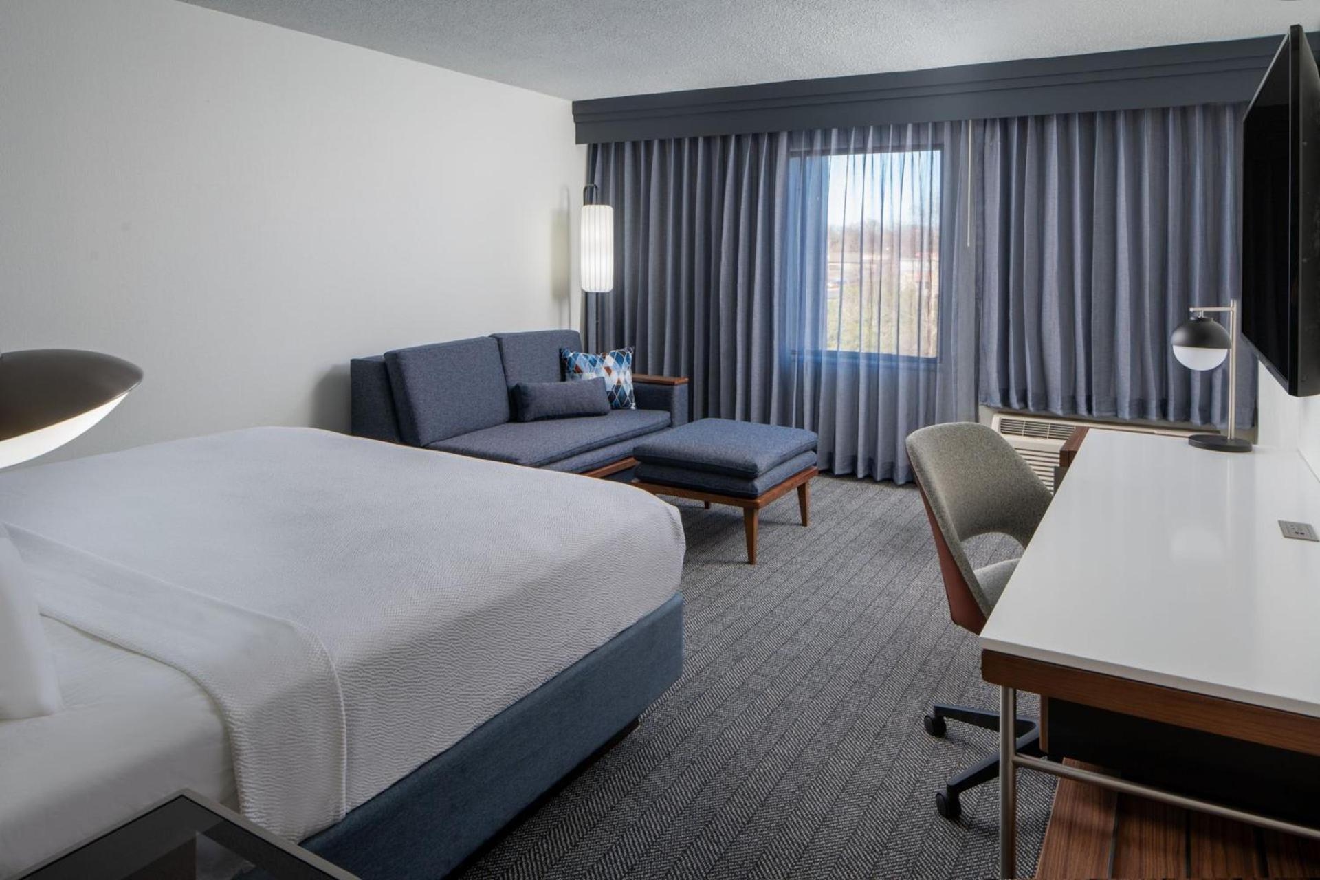 Courtyard by Marriott Decatur photo 5