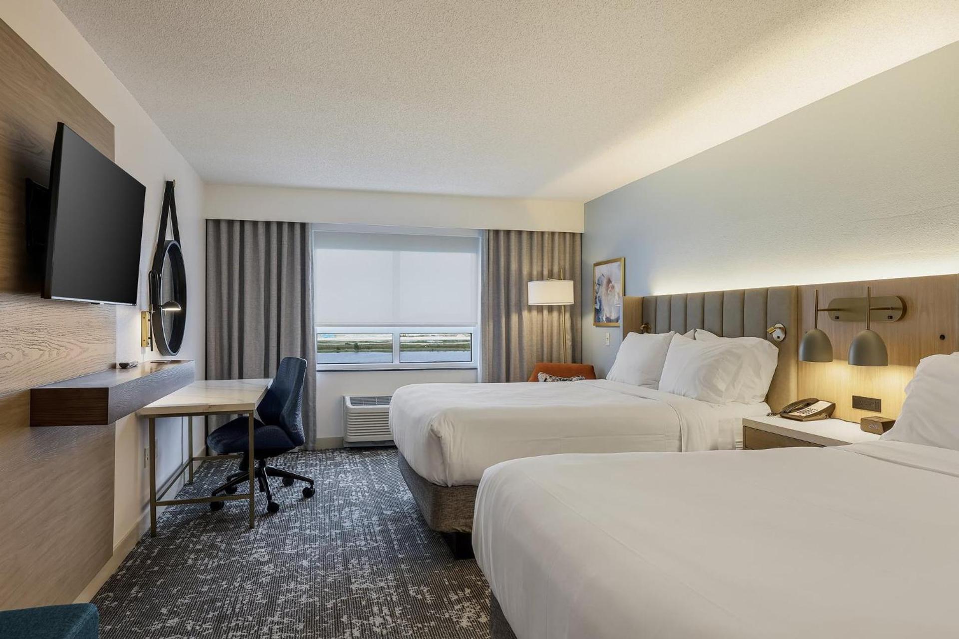 Crowne Plaza Ft Myers Gulf Coast by IHG photo 45