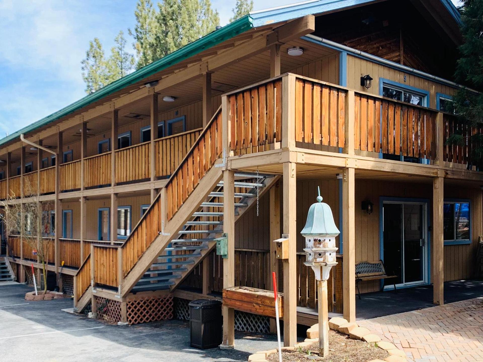 Snow Bear Lodge photo 1