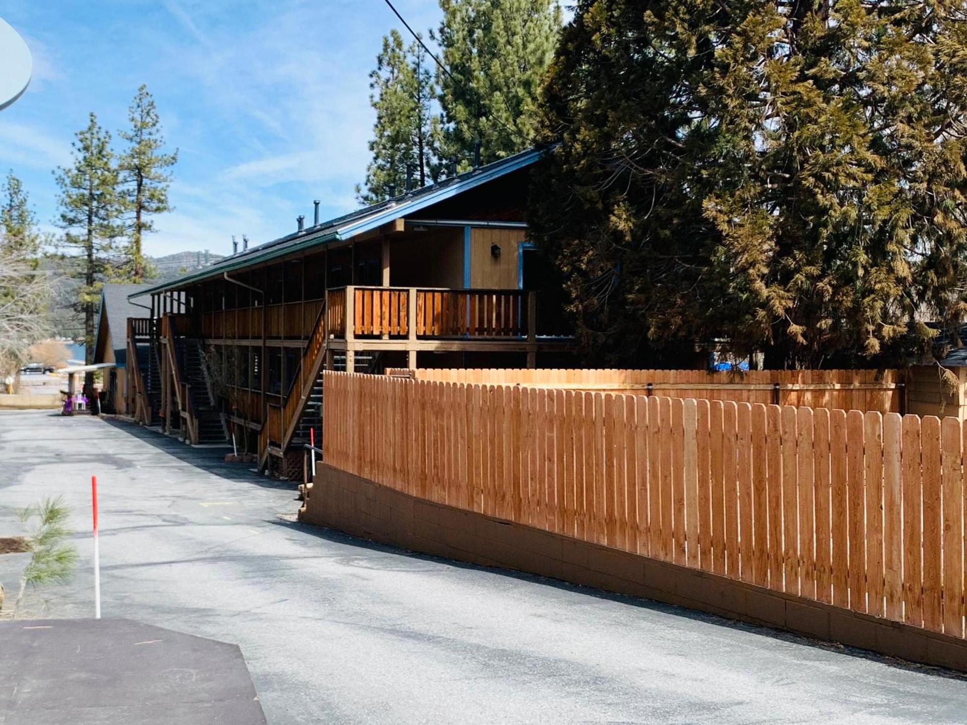 Snow Bear Lodge photo 2