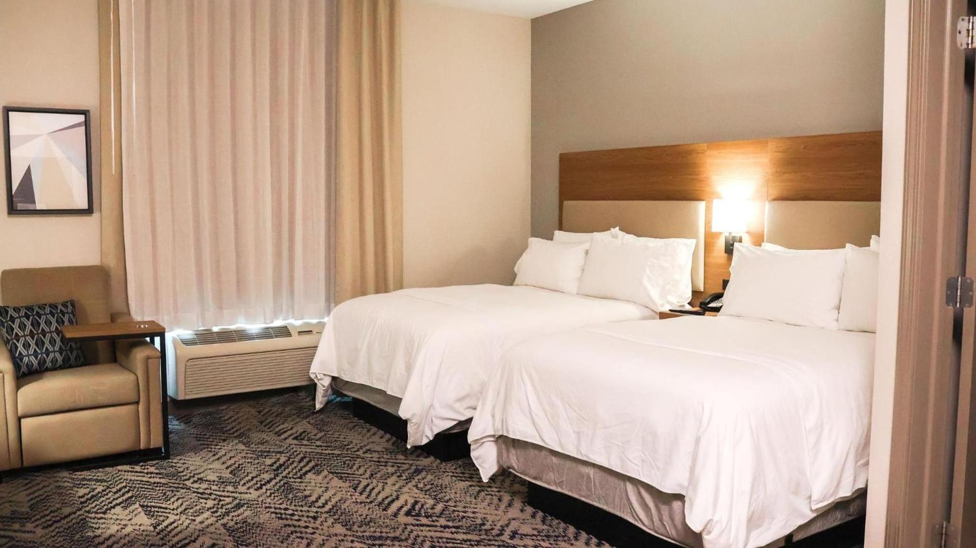 Candlewood Suites - Peoria at Grand Prairie by IHG photo 79