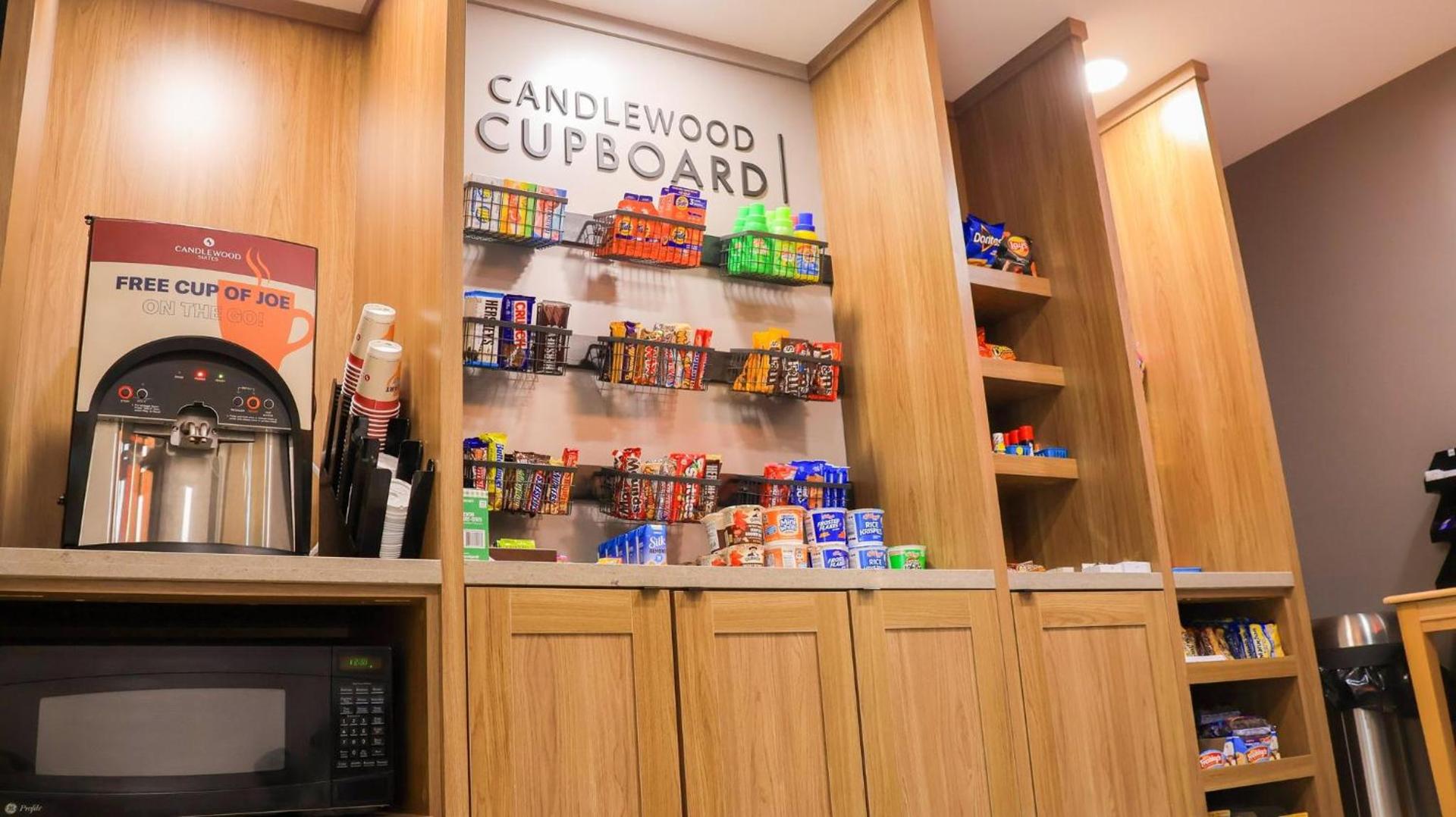 Candlewood Suites - Peoria at Grand Prairie by IHG photo 82