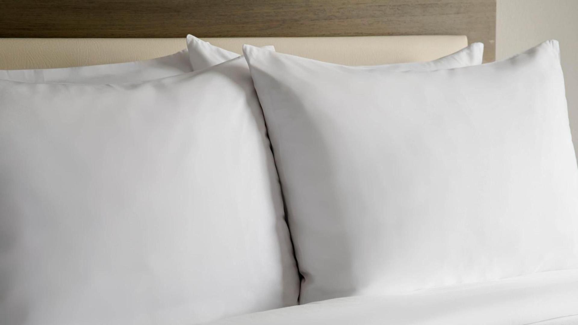 Courtyard by Marriott Bettendorf photo 3