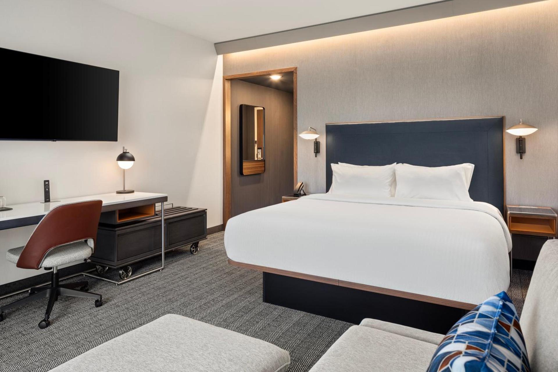 Courtyard by Marriott Bettendorf photo 9