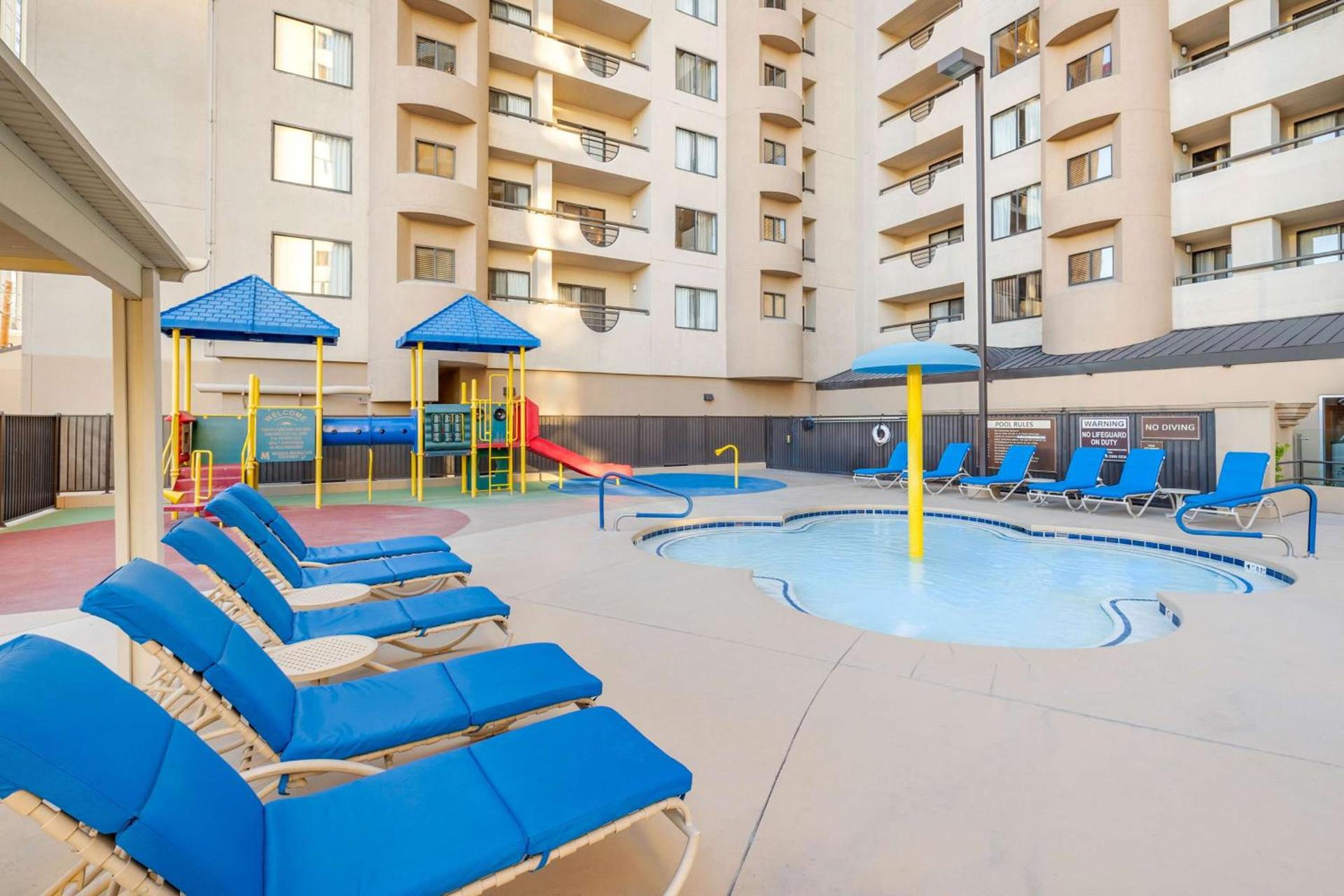 Hilton Vacation Club Polo Towers Las Vegas photo 8