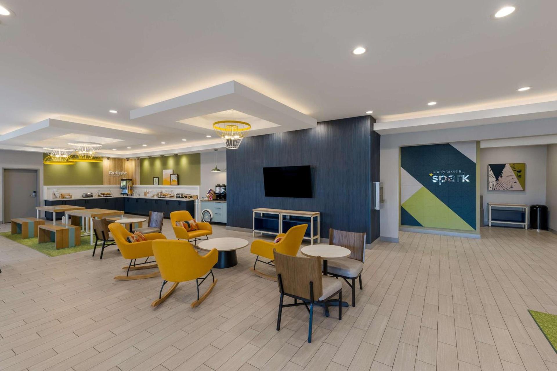 Spark by Hilton Midland South photo 11