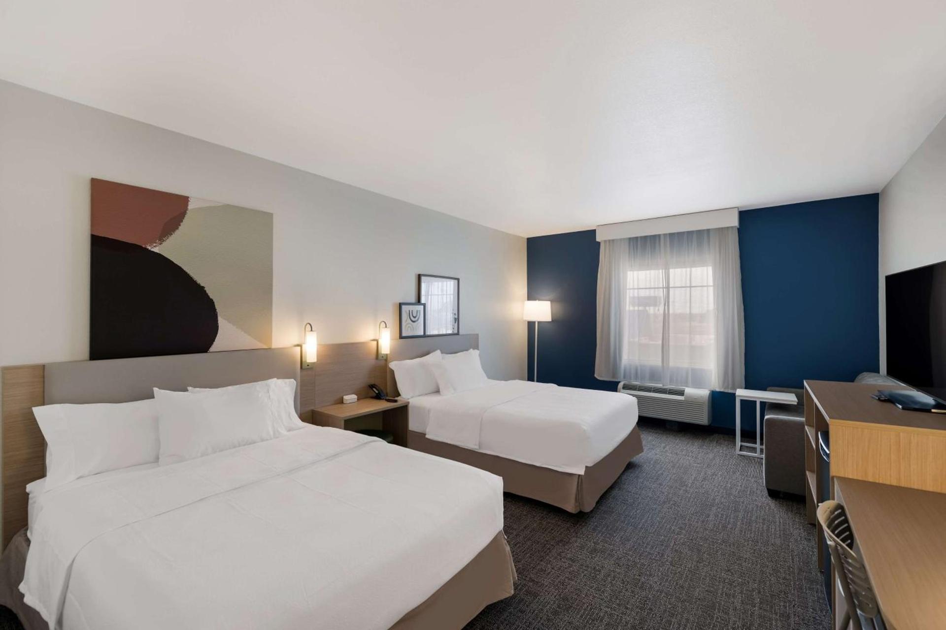 Spark by Hilton Midland South photo 20