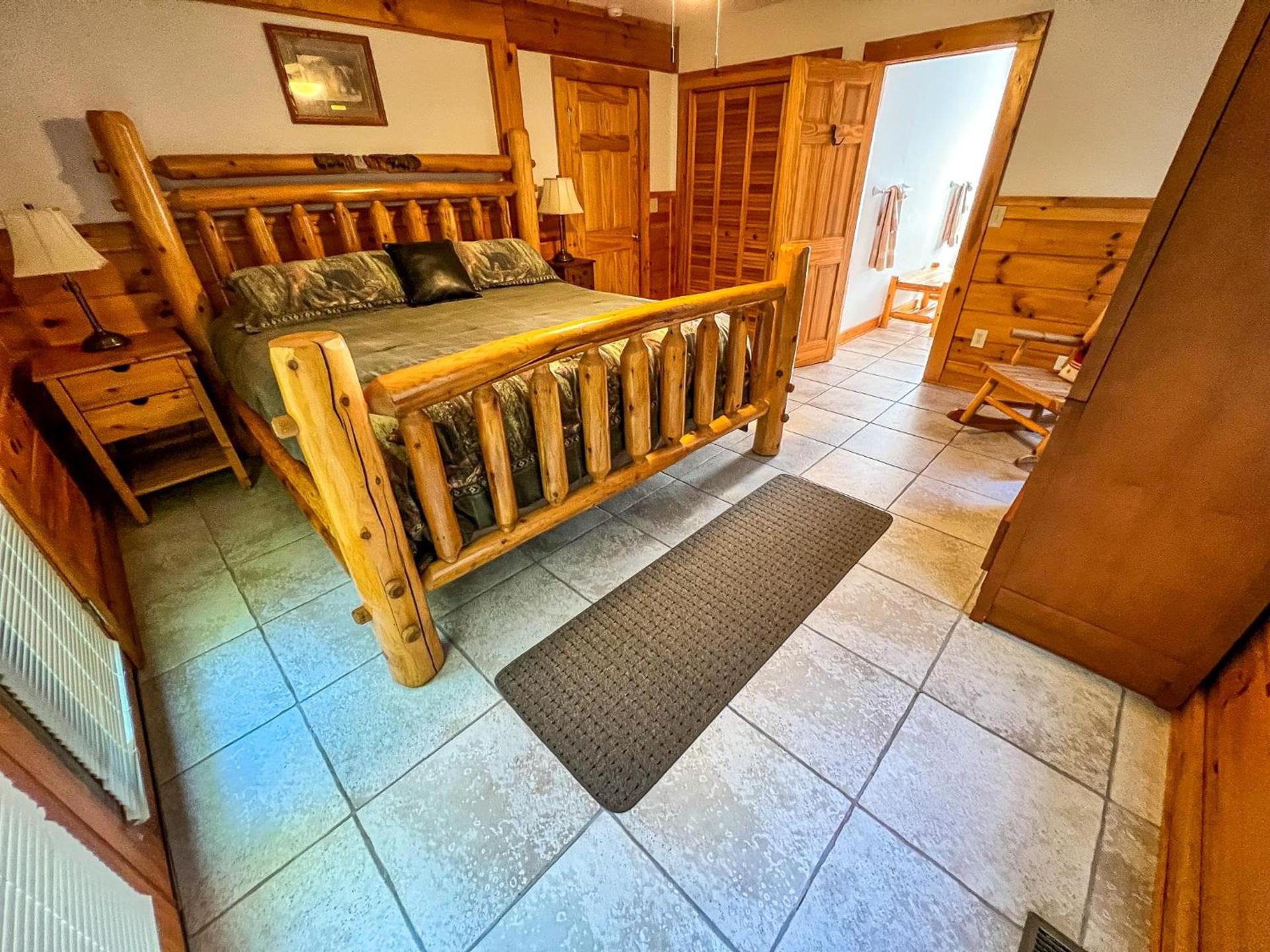 Dream Mountain Lodge photo 20