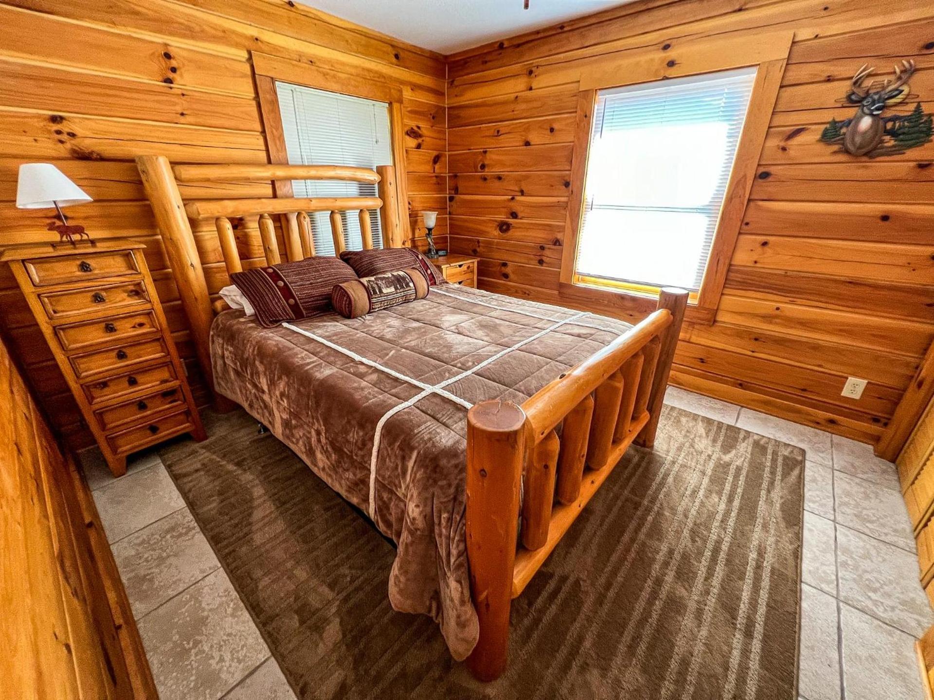 Dream Mountain Lodge photo 26
