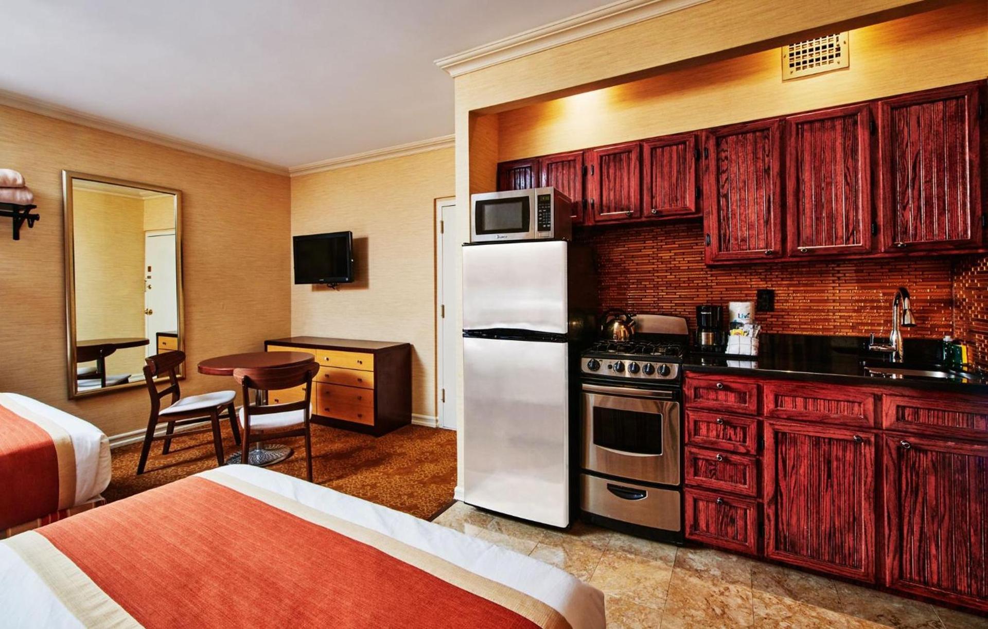 Radio City Apartments photo 21