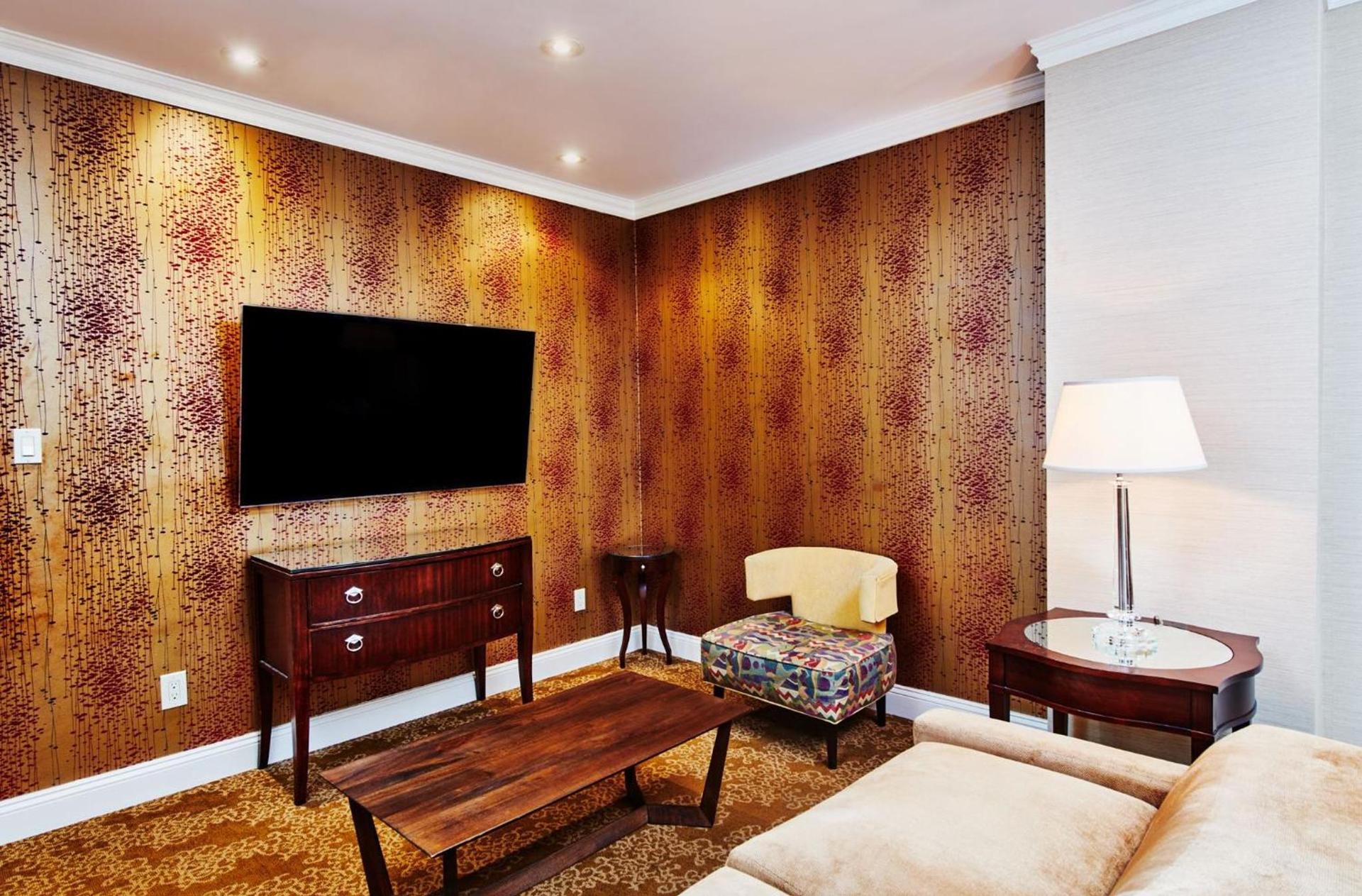 Radio City Apartments photo 44