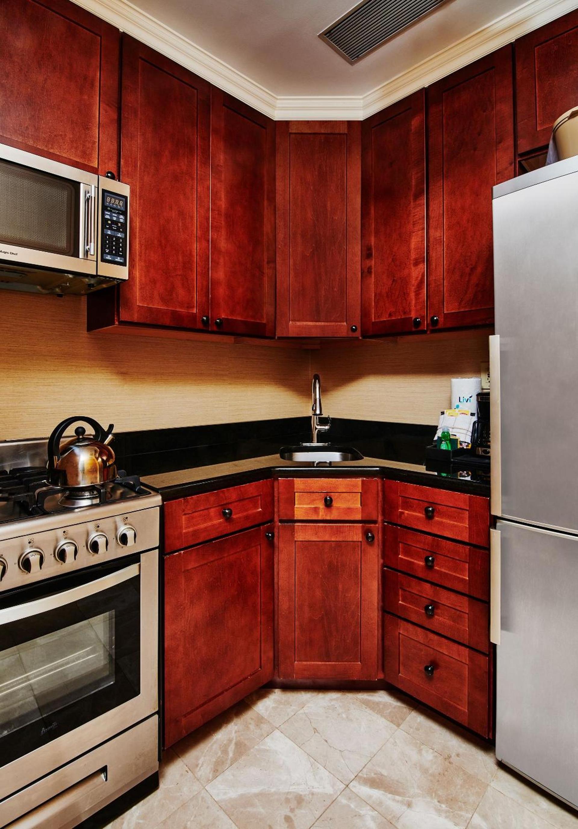Radio City Apartments photo 39